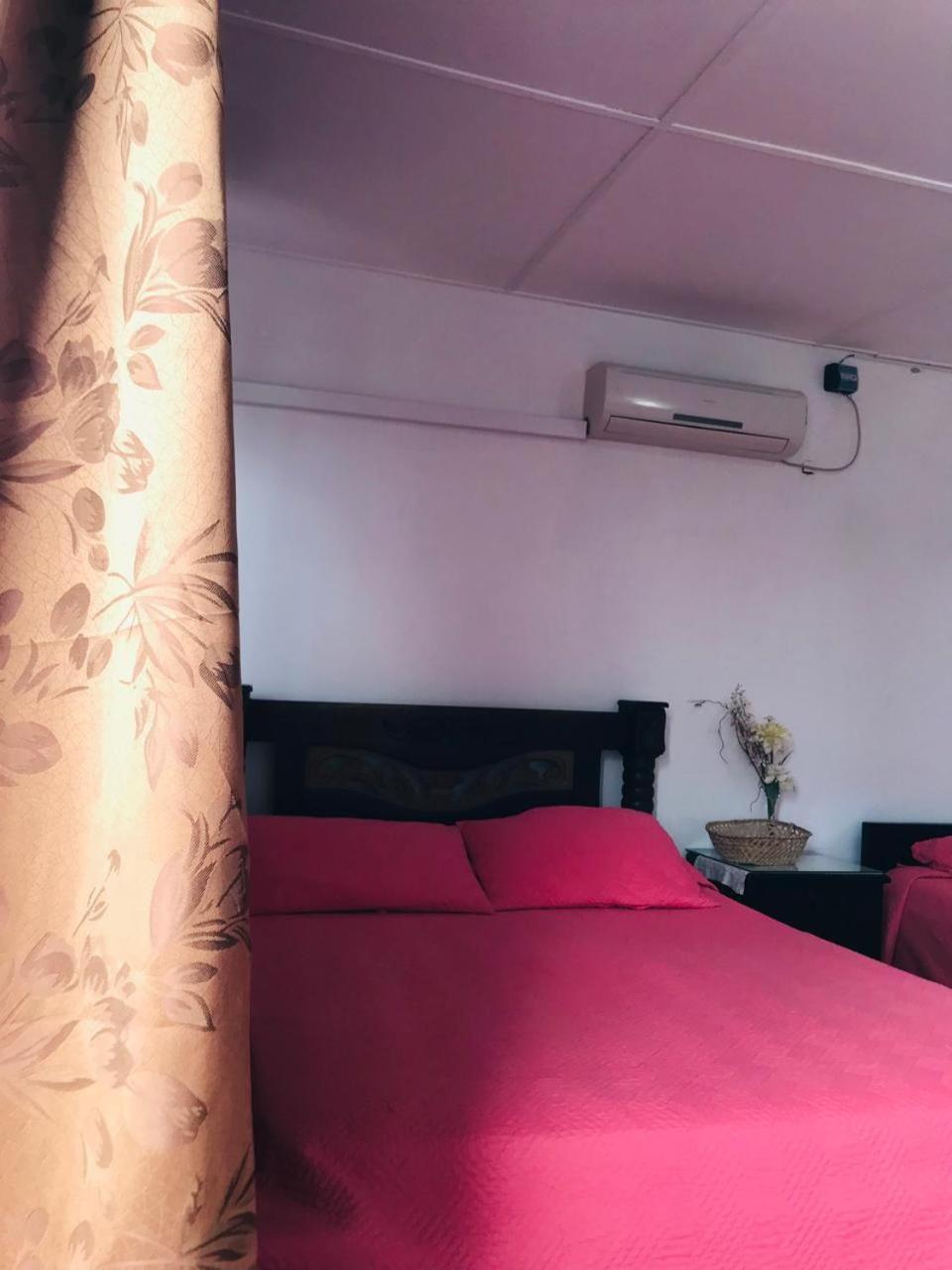 Economy Triple Room photo 1