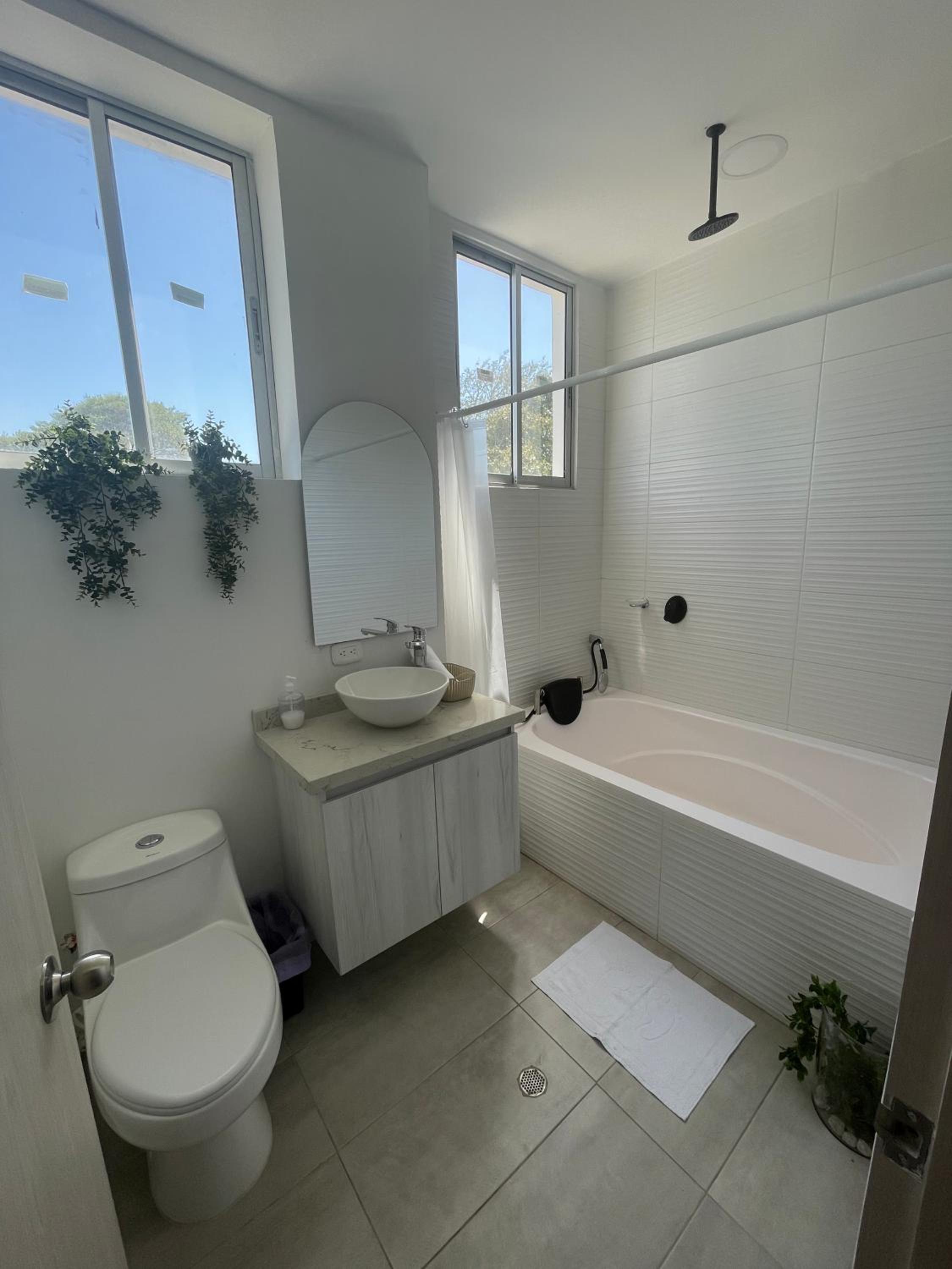 Deluxe Double Room with Bath photo 3