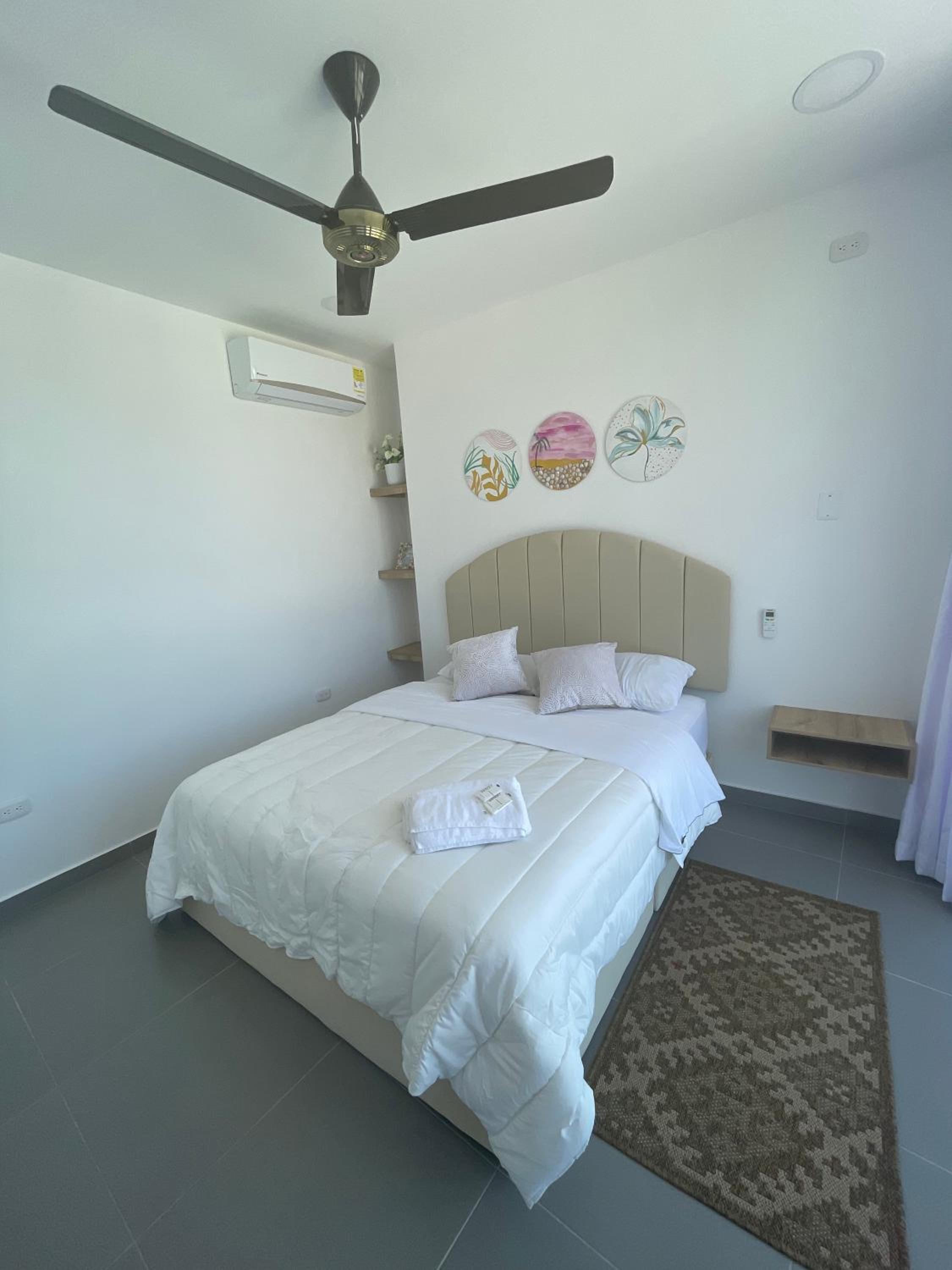 Deluxe Double Room with Bath photo 1