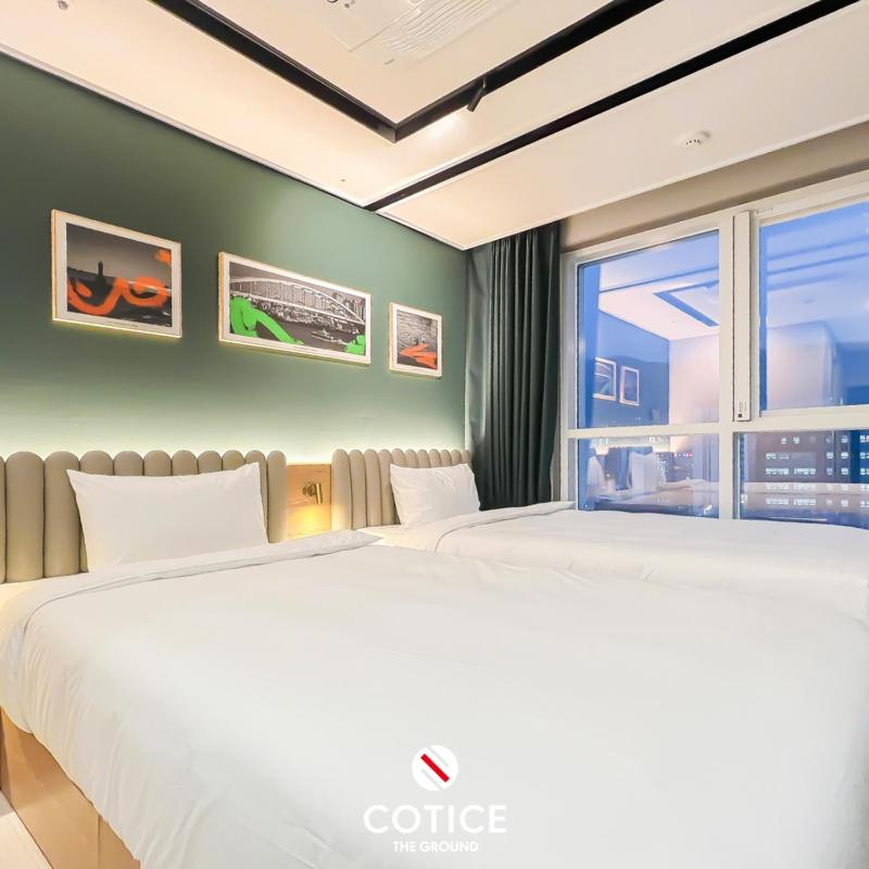 Standard Twin Room - Photo 1