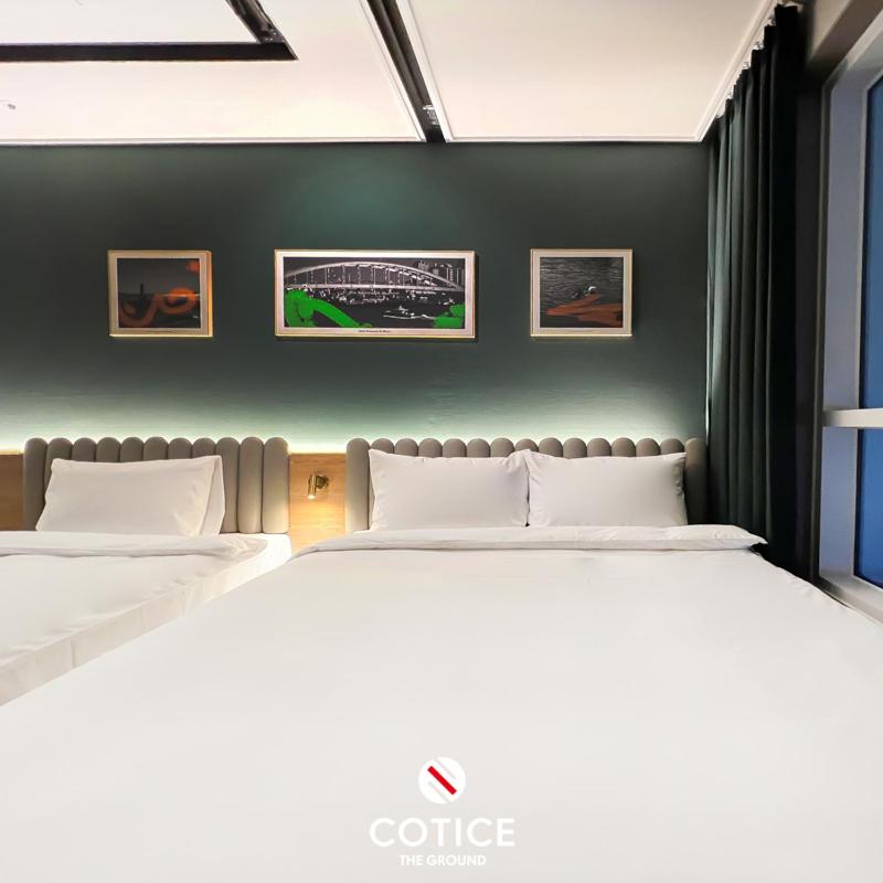 Deluxe Twin Room - Photo 13