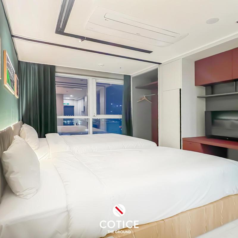 Deluxe Twin Room - Photo 1