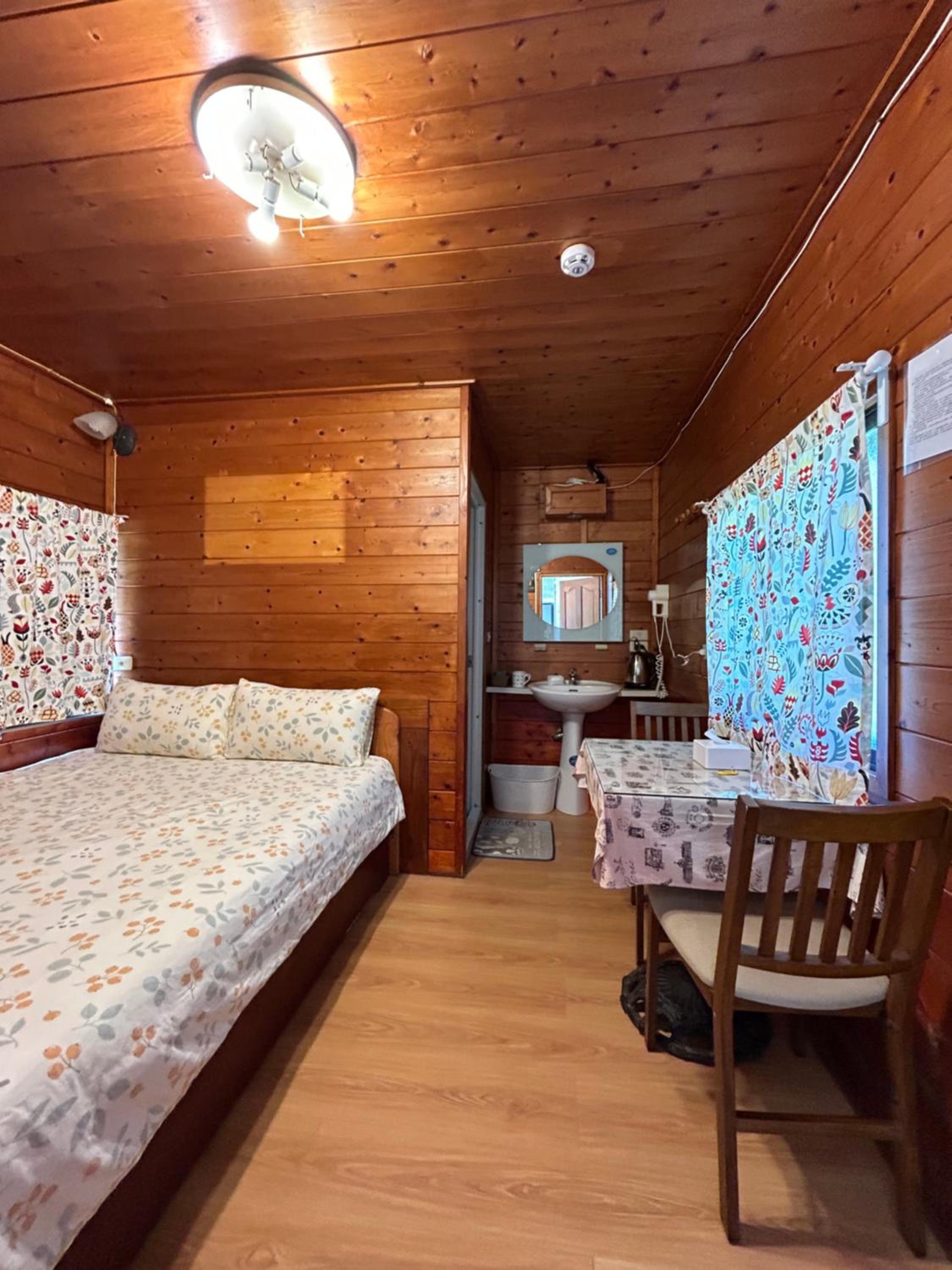 One-Bedroom Chalet
