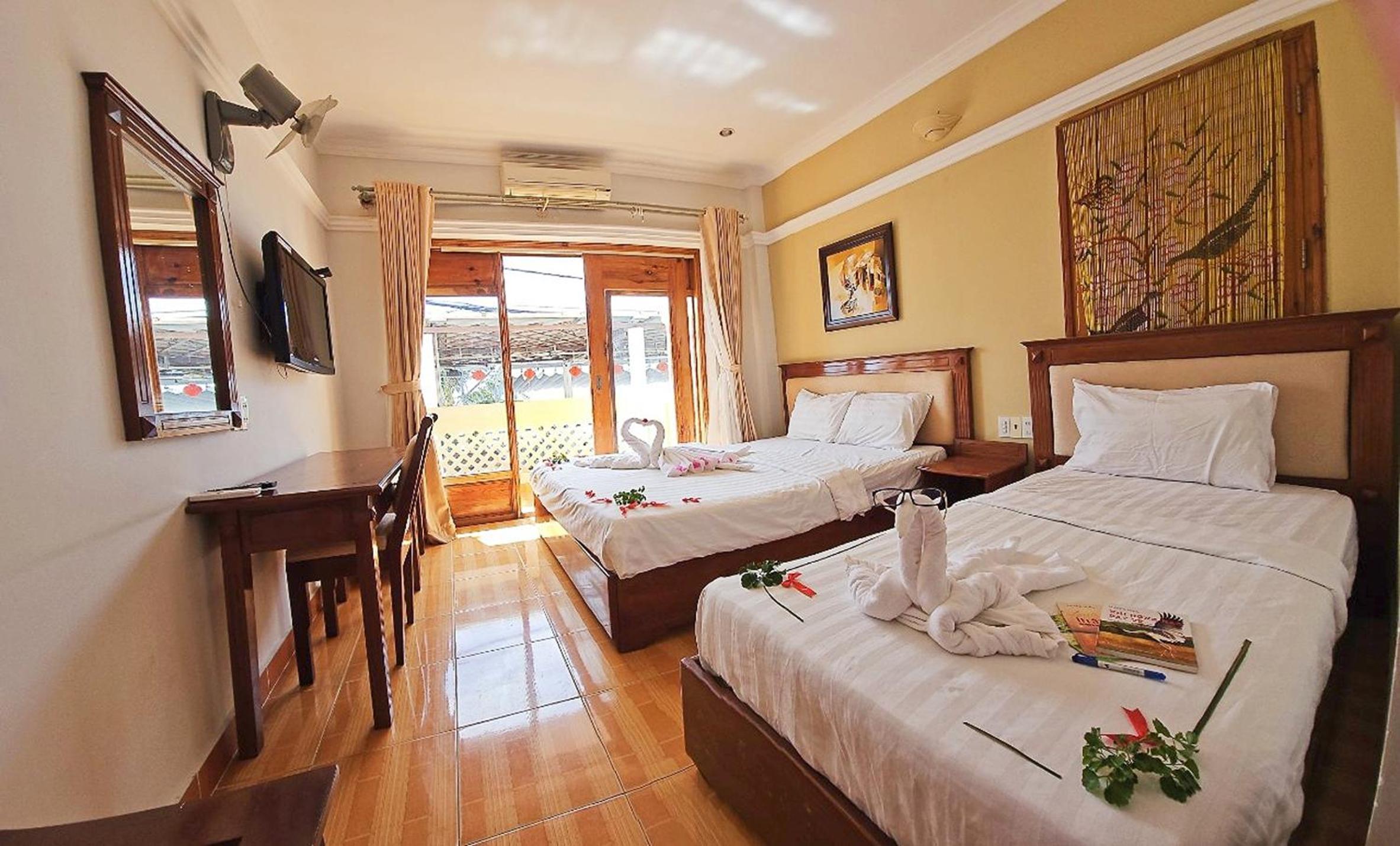 Triple Room