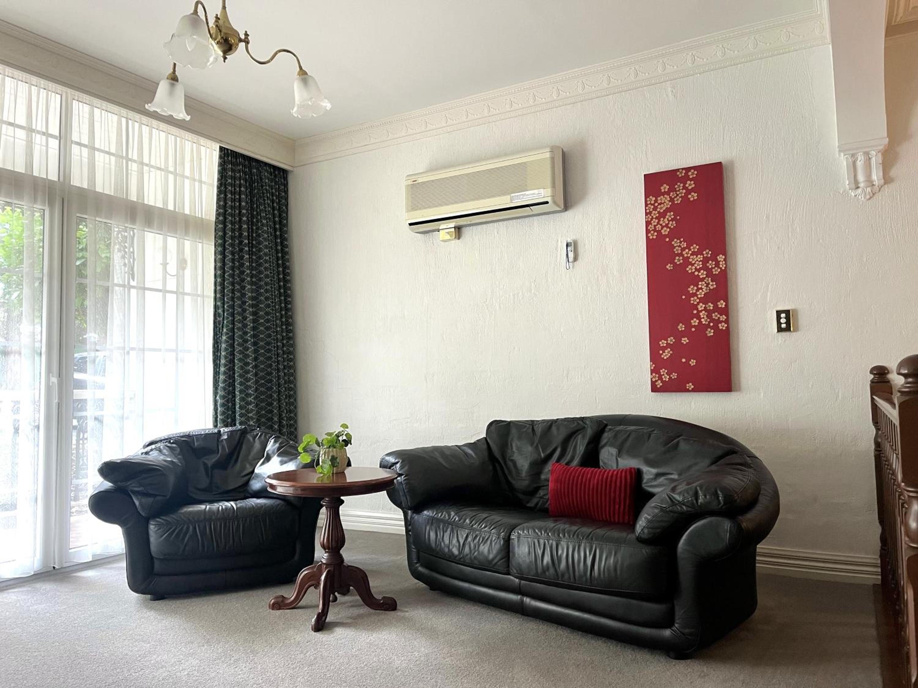 Executive Spa Suite - Photo 2