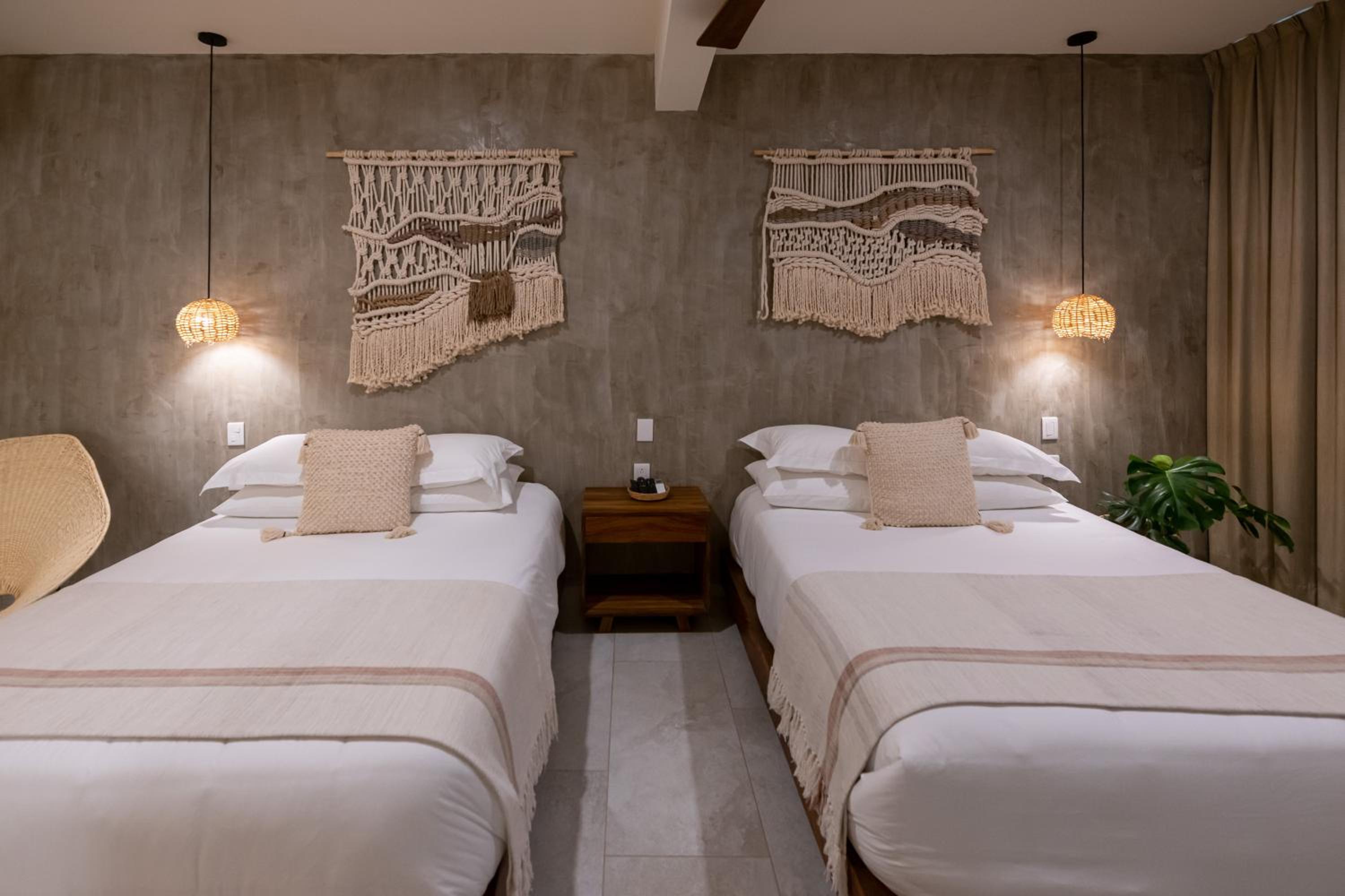 Twin Room with Pool View photo 1