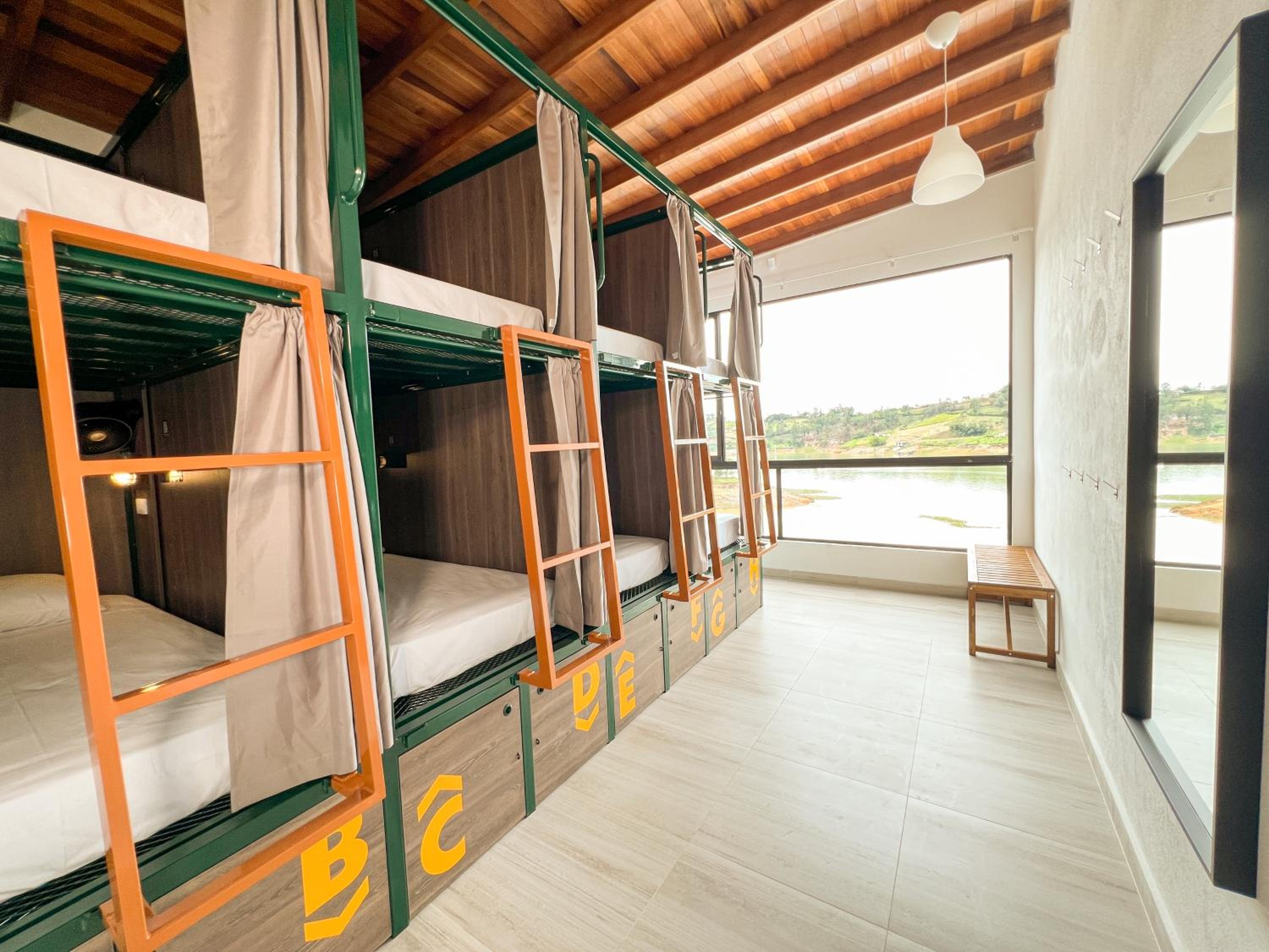 Bed in 8-Bed Mixed Dormitory Room