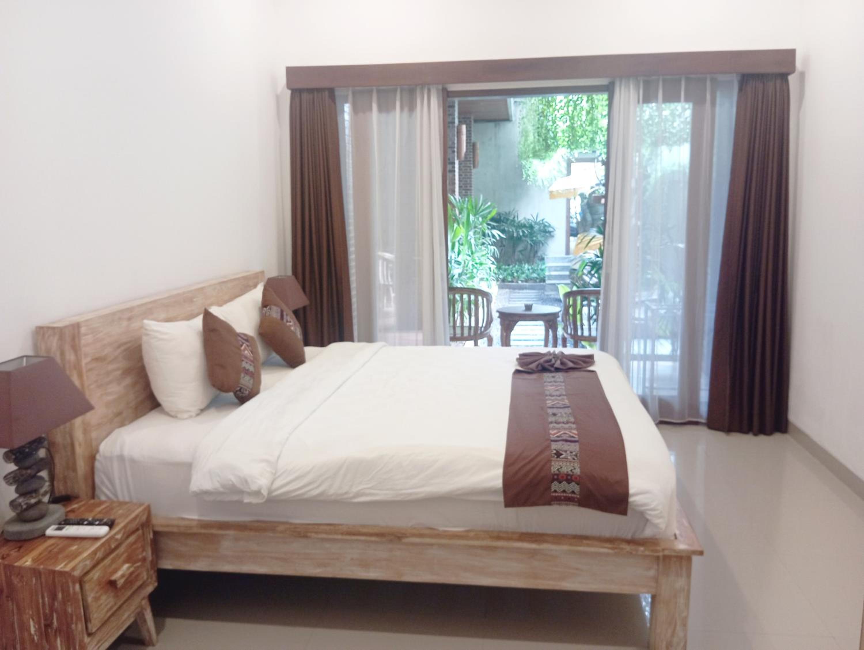 Economy Double Room photo 2