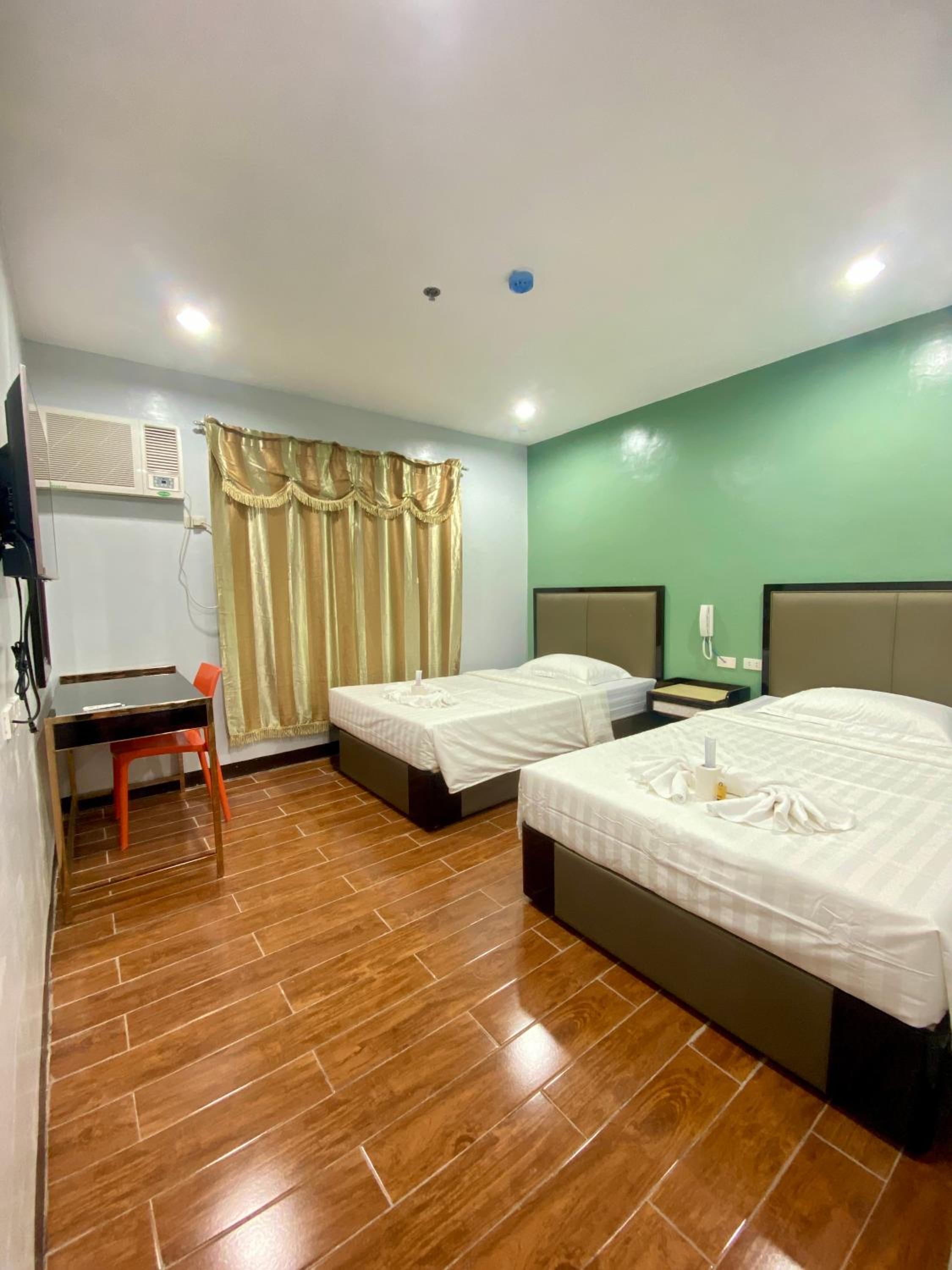 Deluxe Twin Room photo 1