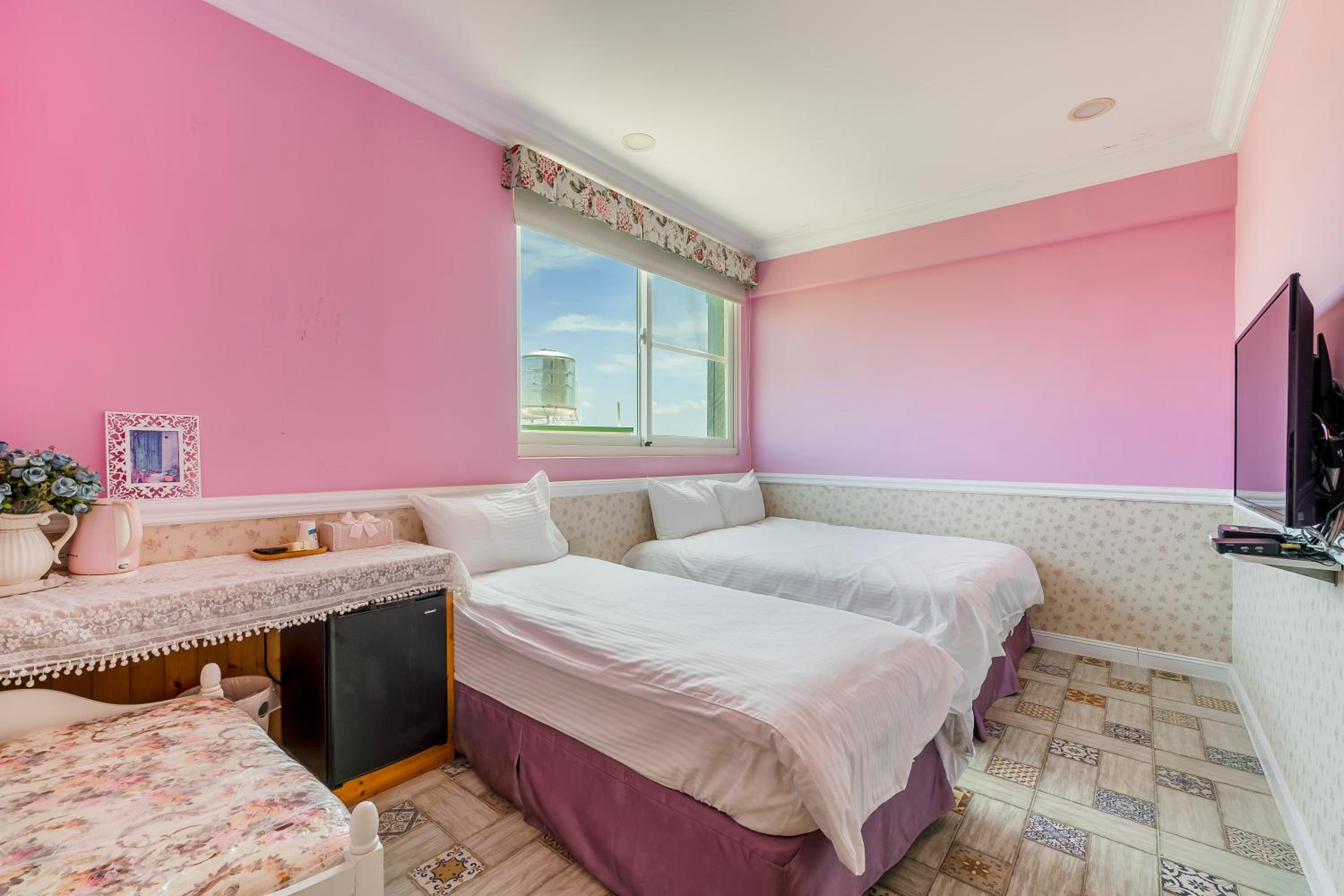 Deluxe Triple Room photo 2