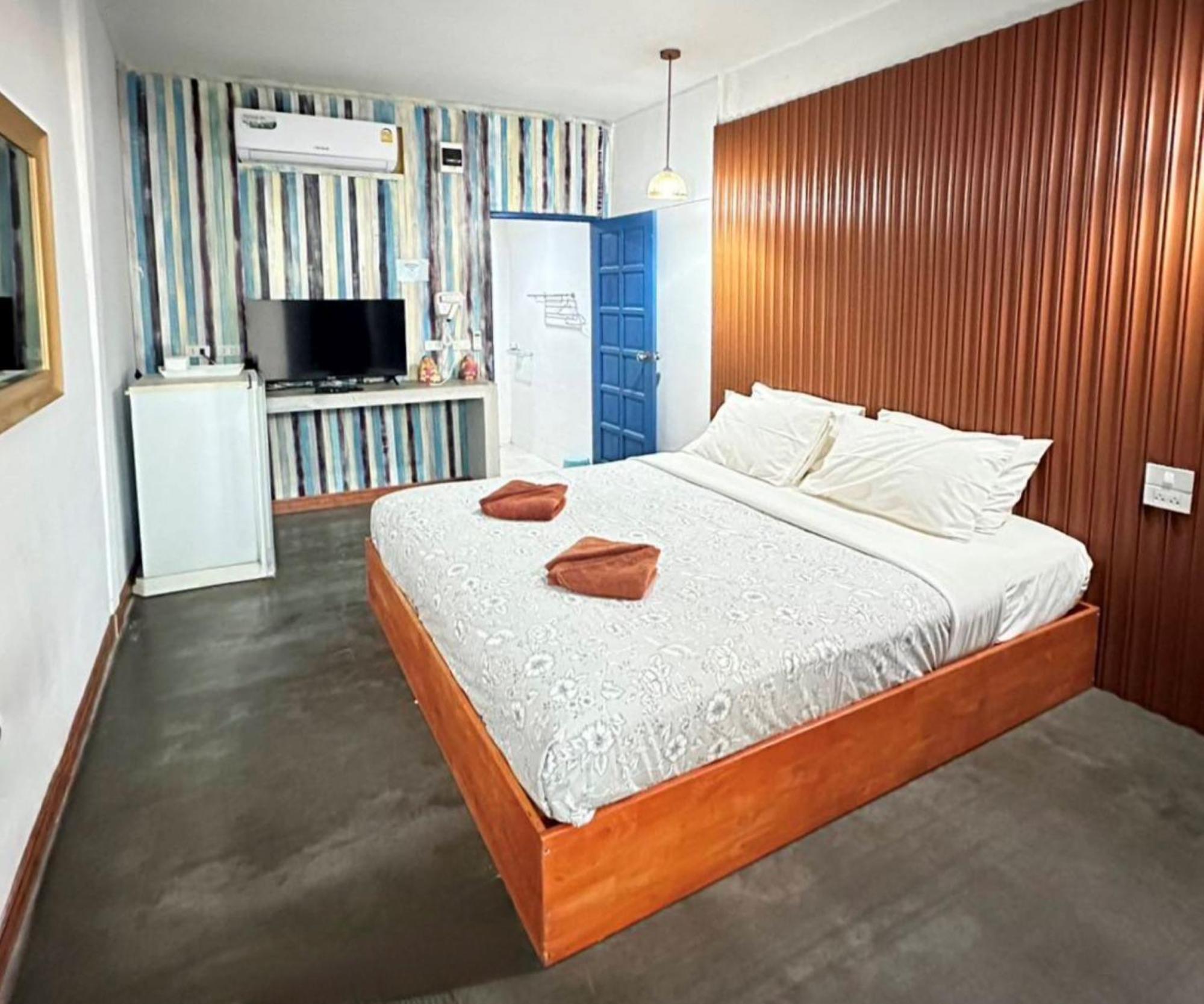 Standard Double Room - Photo 2