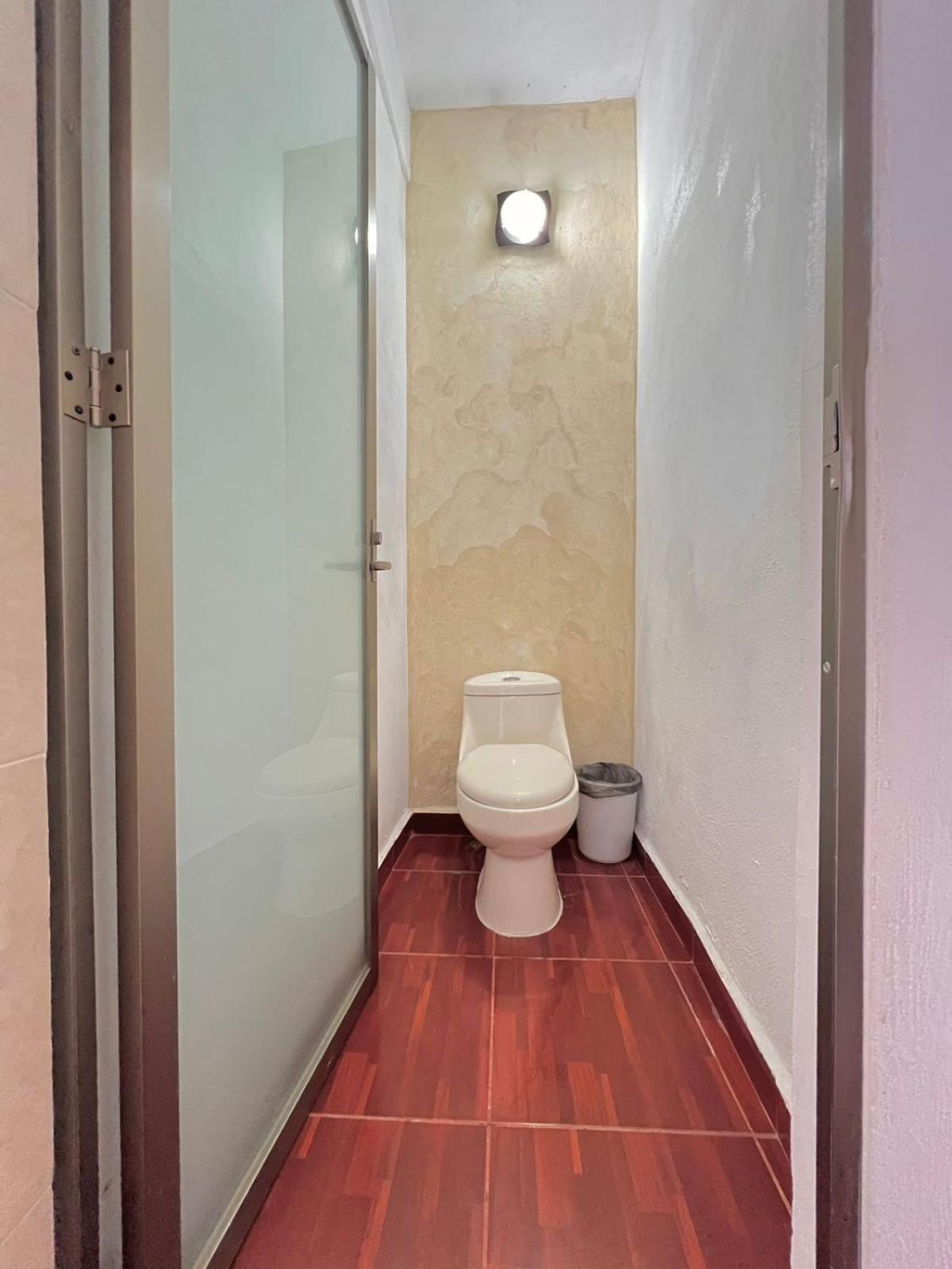 Deluxe Double or Twin Room with Pool Access photo 2