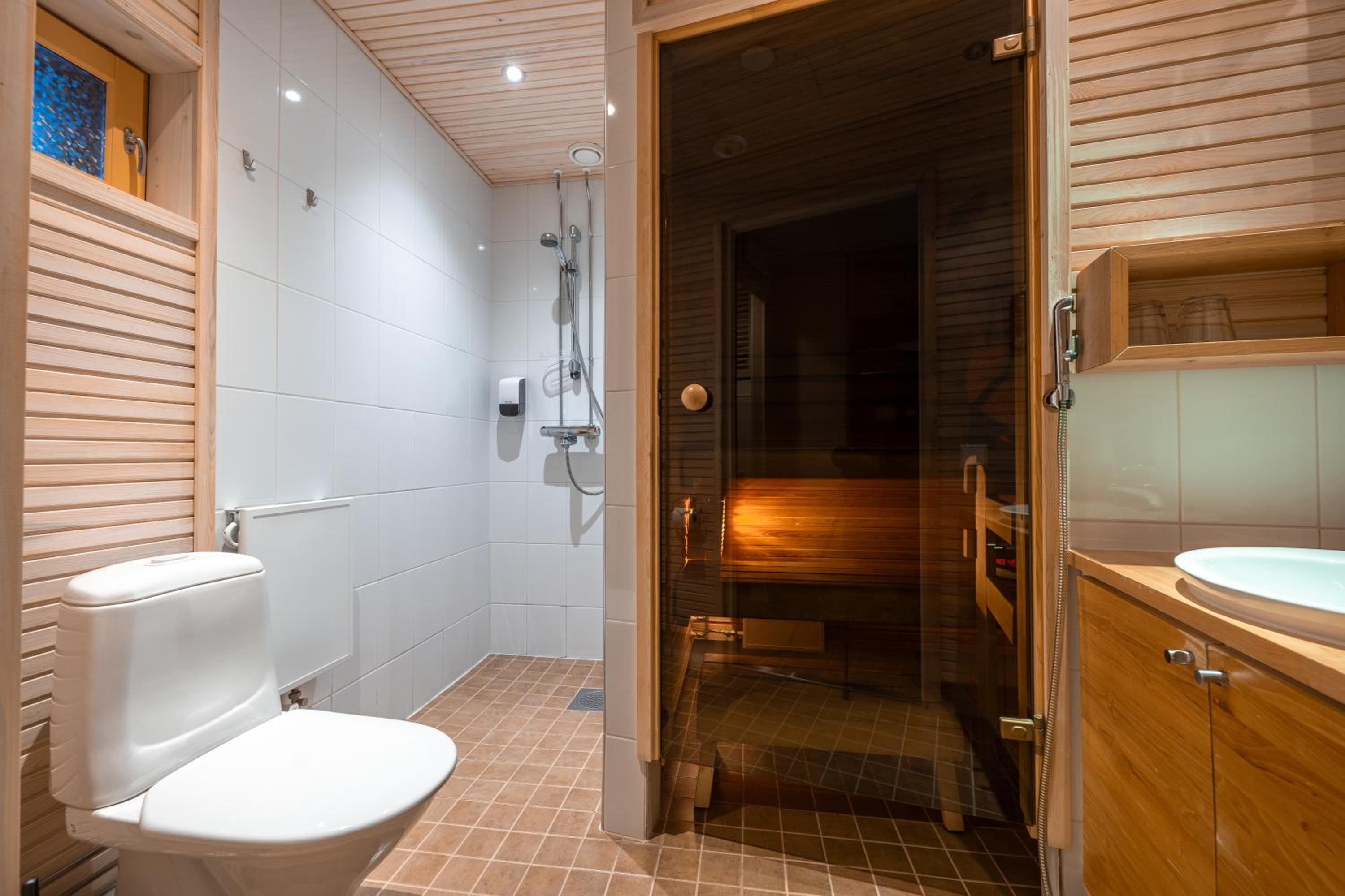 Superior Sauna Room photo 3