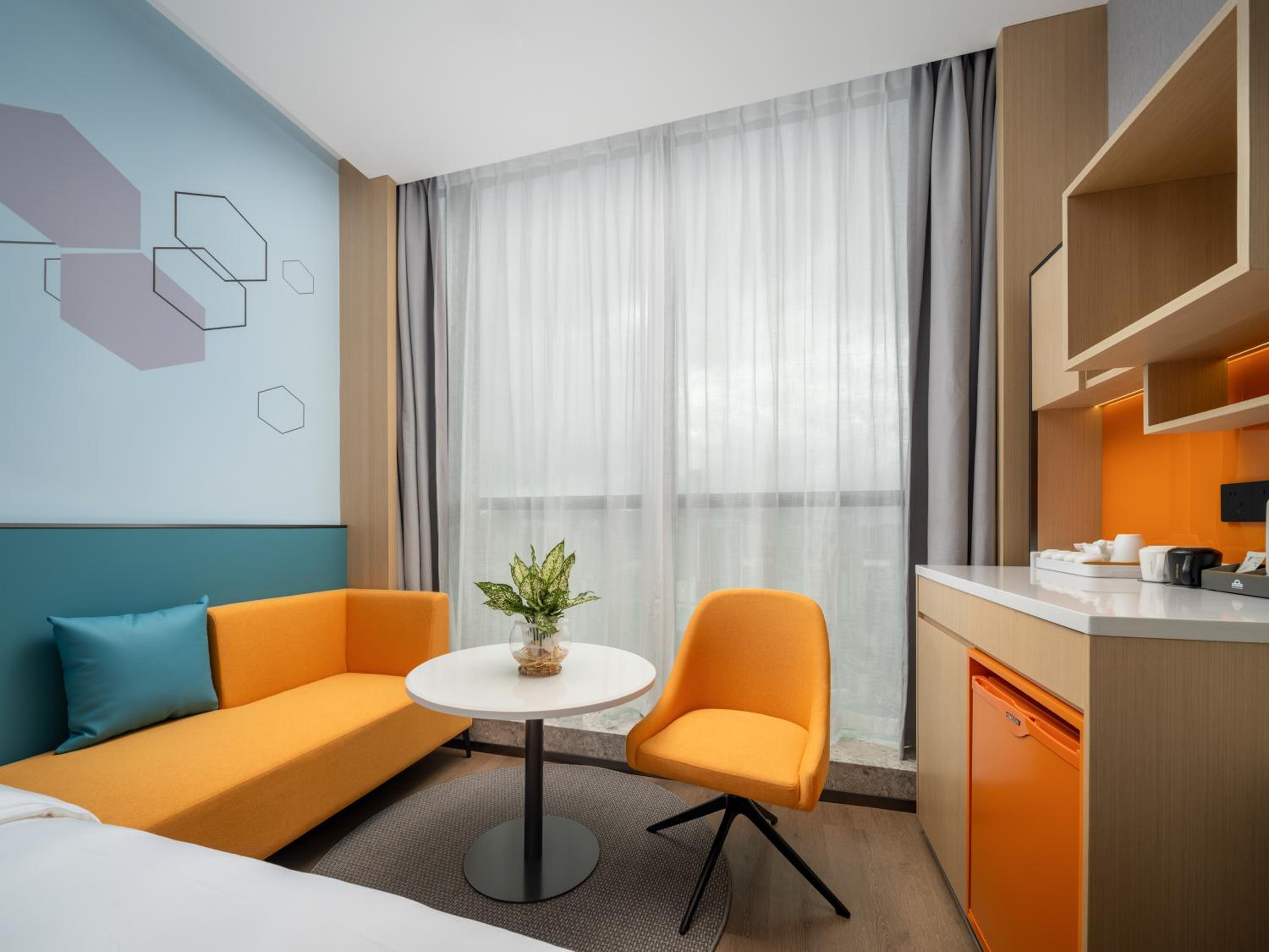 Comfort Room with Two Single Beds - Smoking photo 3