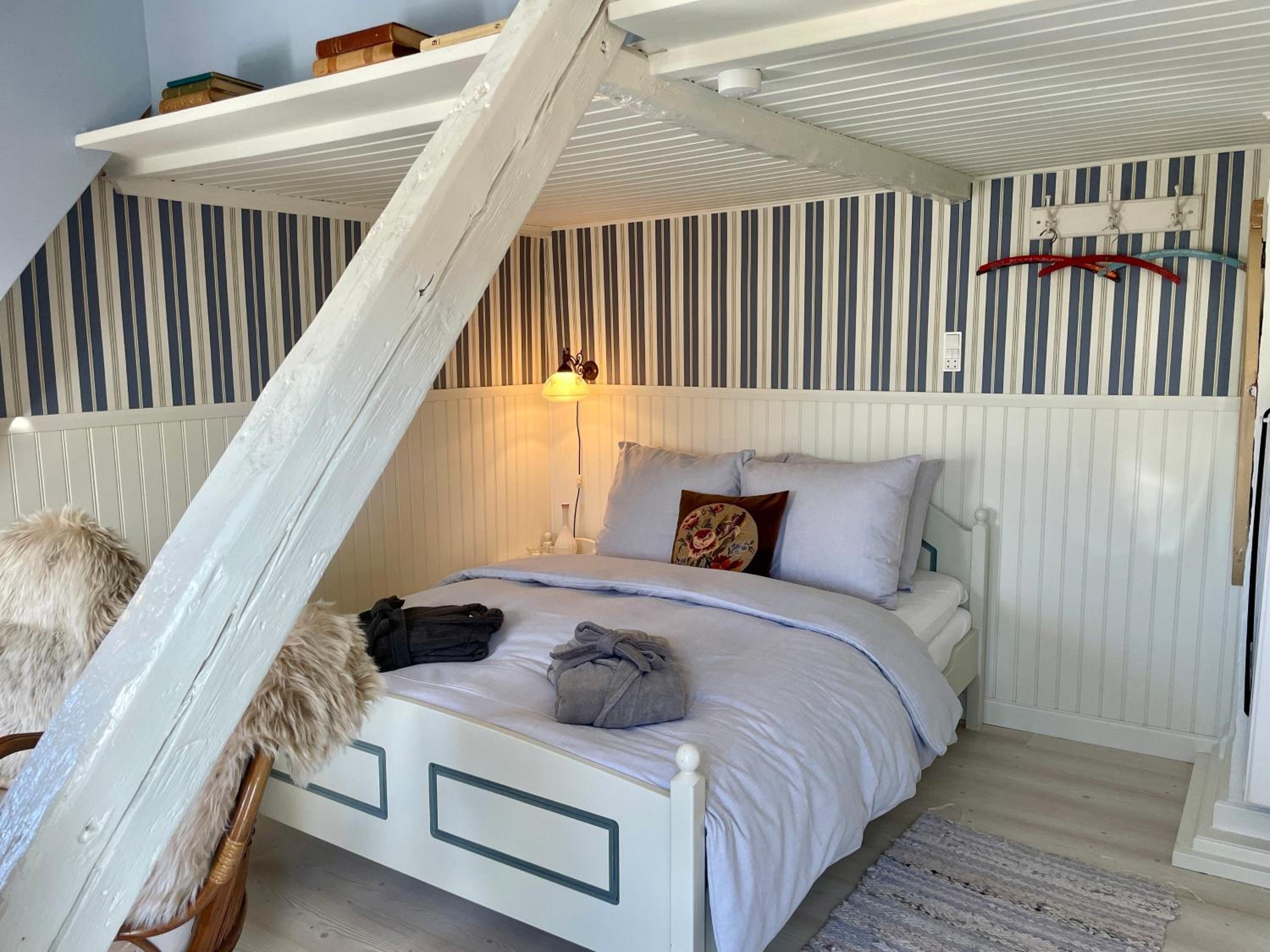 Deluxe Double Room with Balcony photo 1