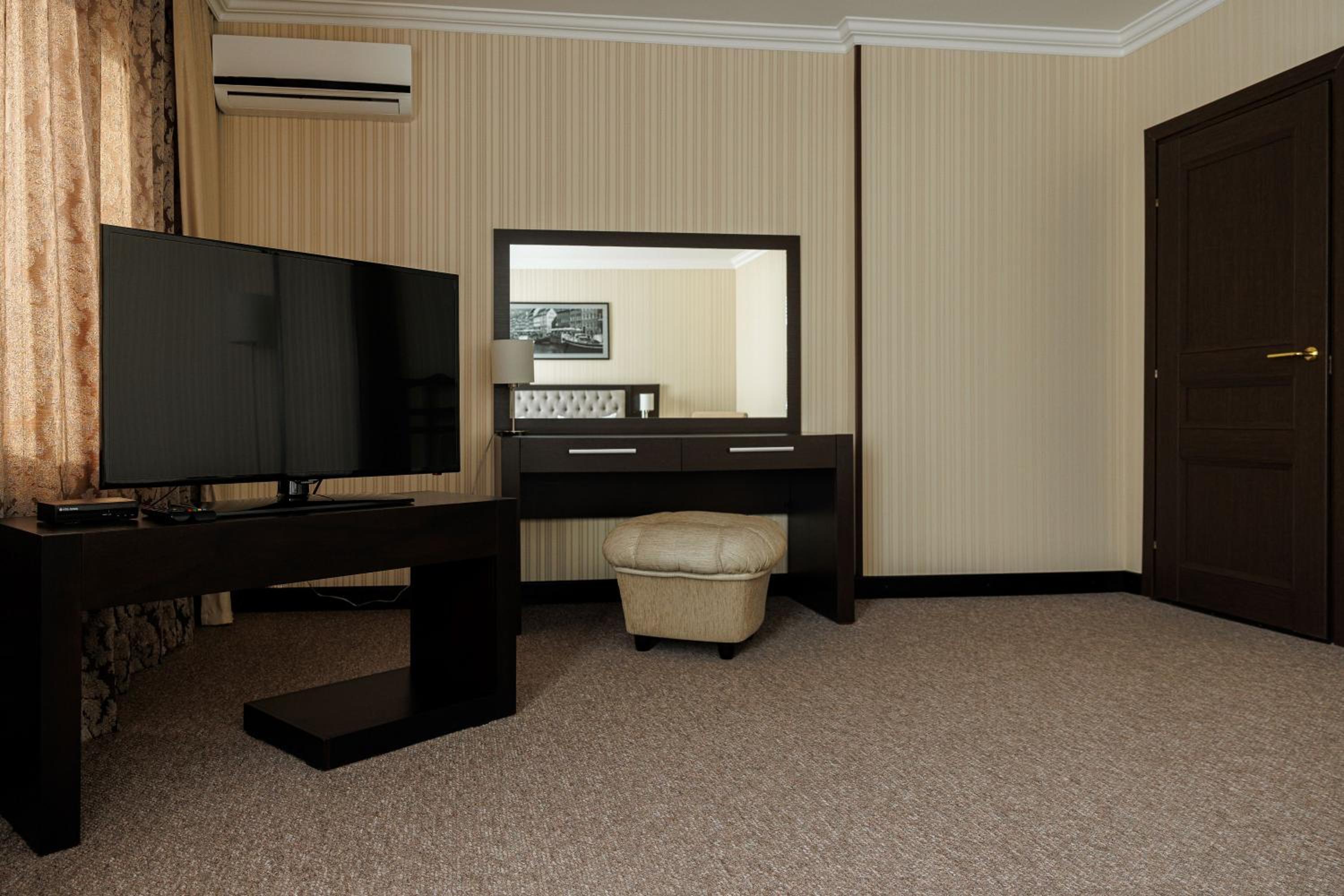 Apartment photo 3