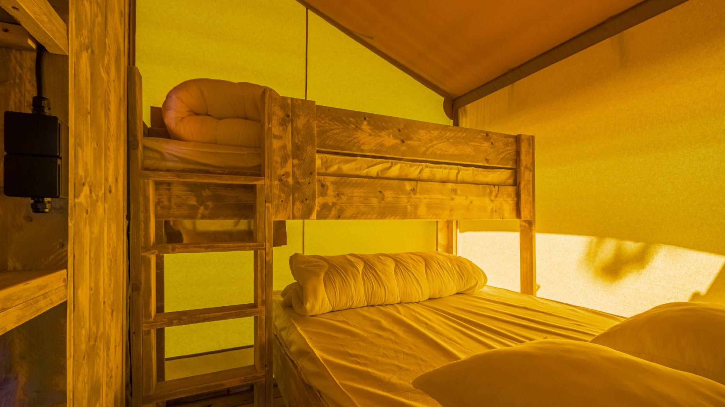 Tent - Photo 7