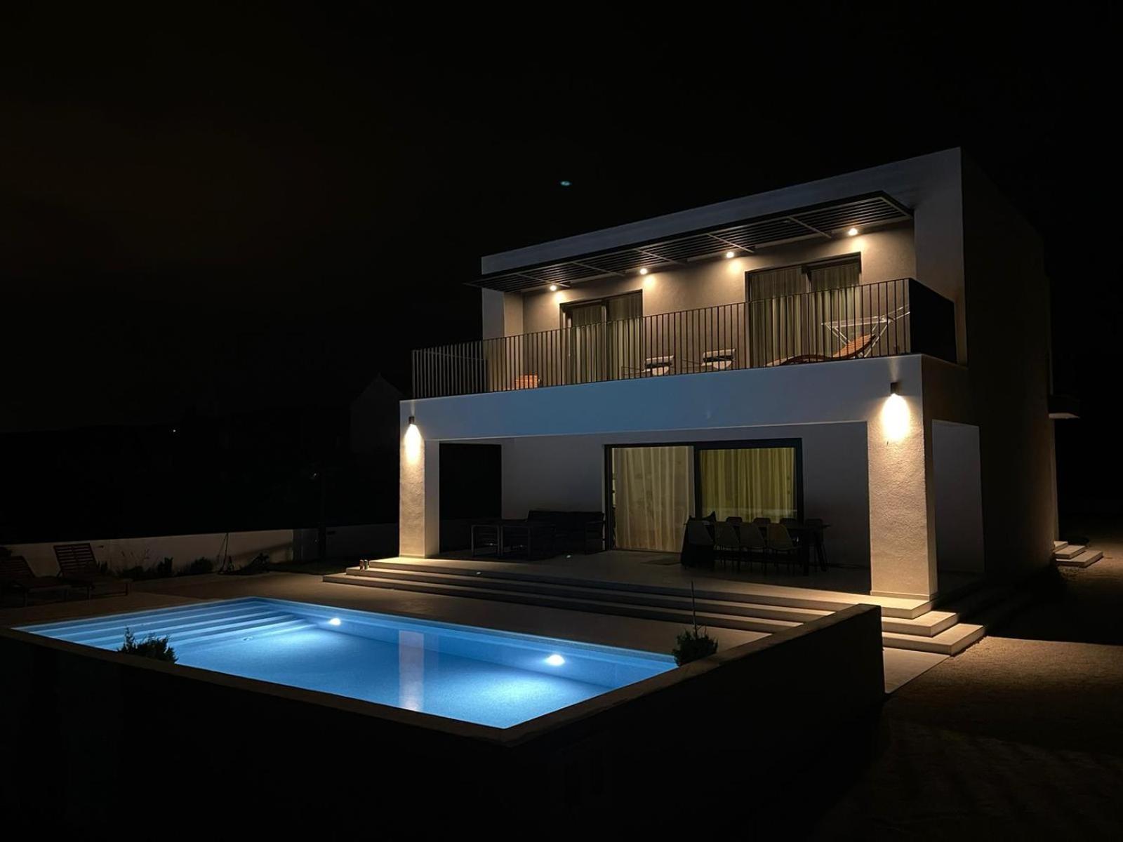 Villa with Private Pool photo 2