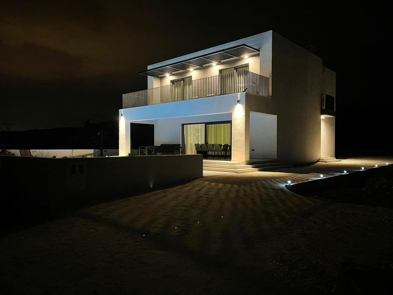 Villa with Private Pool photo 3