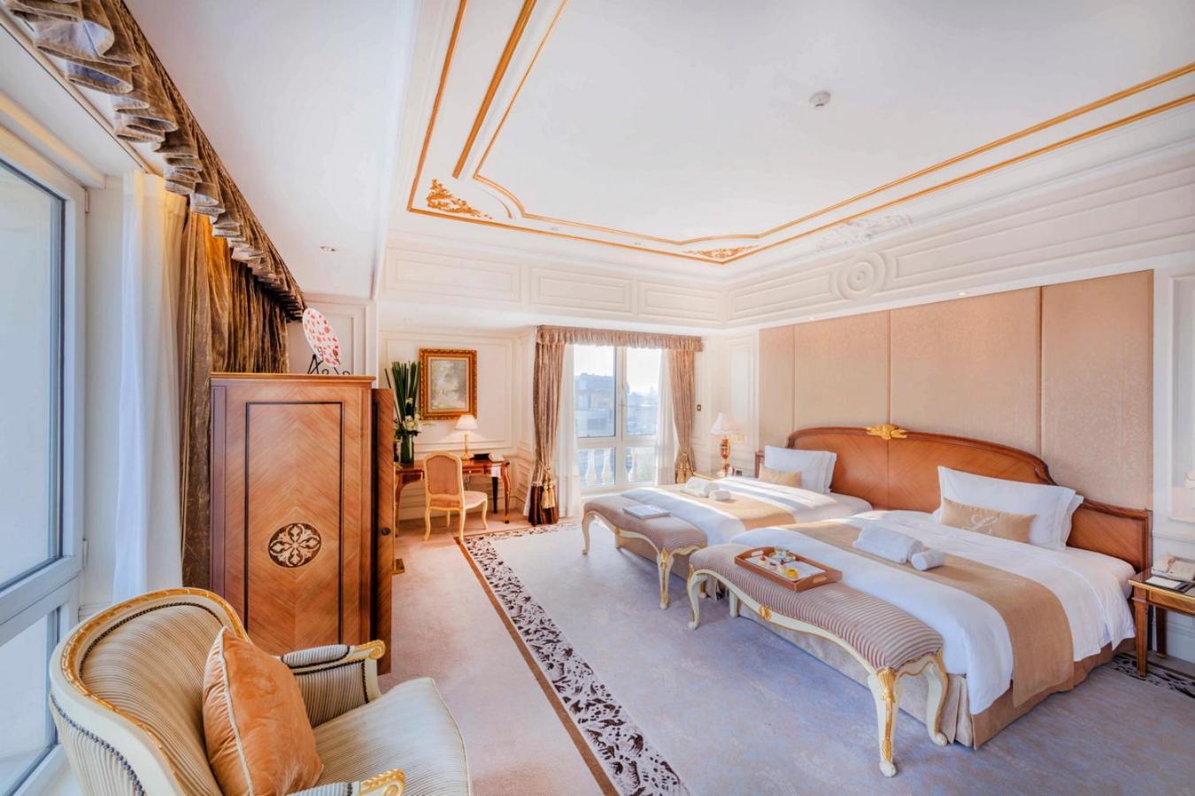 Premier Family Room