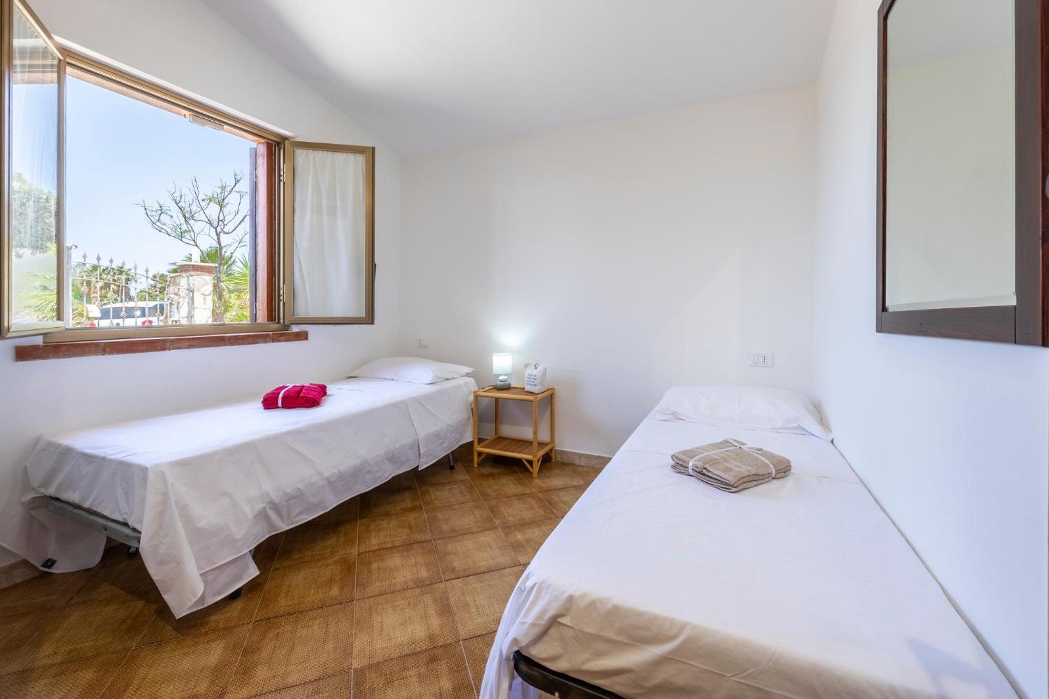 Three-Bedroom Villa photo 2