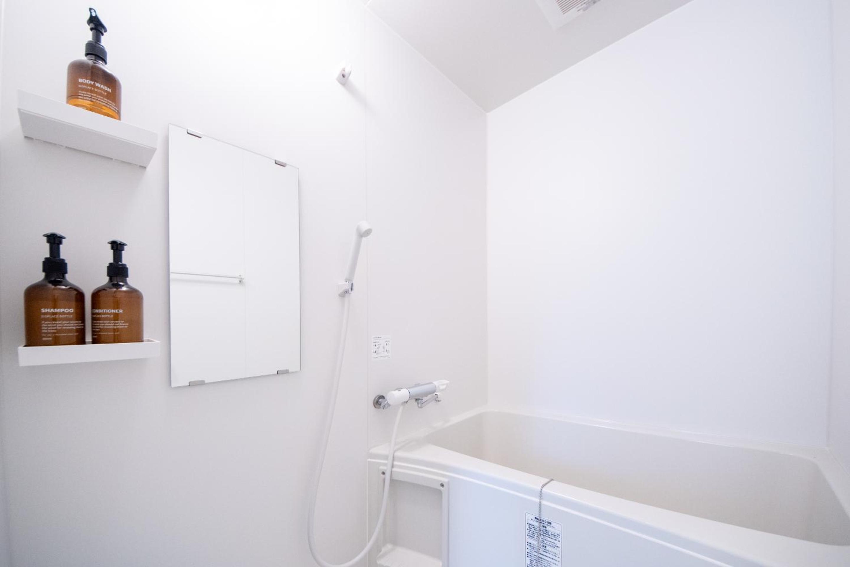 Standard Double Room - Photo 9