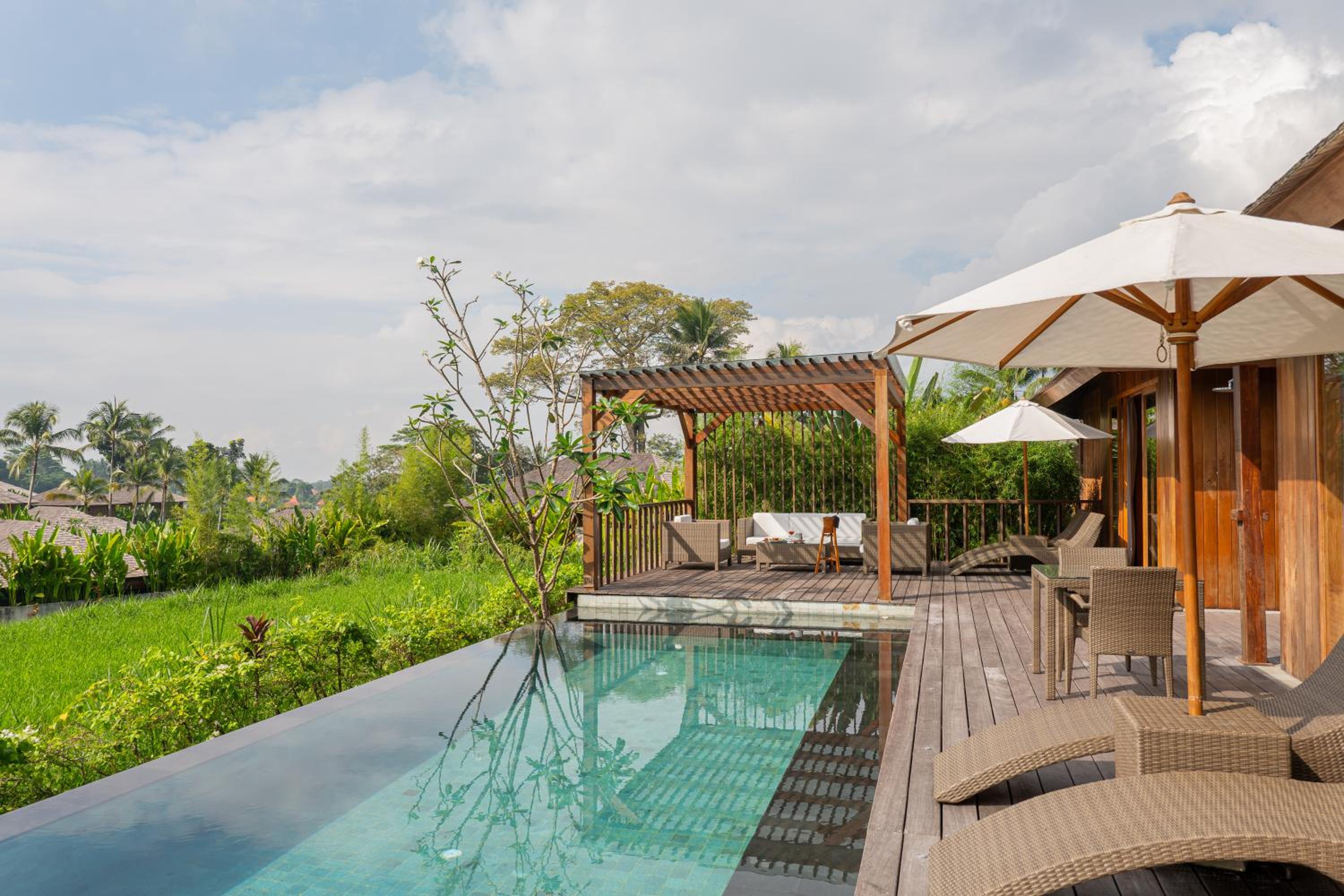 Two-Bedroom Villa with Private Pool and Daily Scheduled Activities - Photo 29