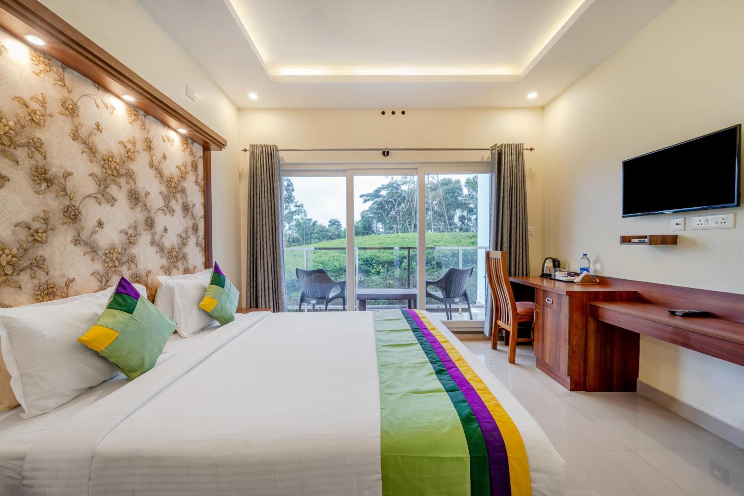 Standard Room with Mountain view photo 3