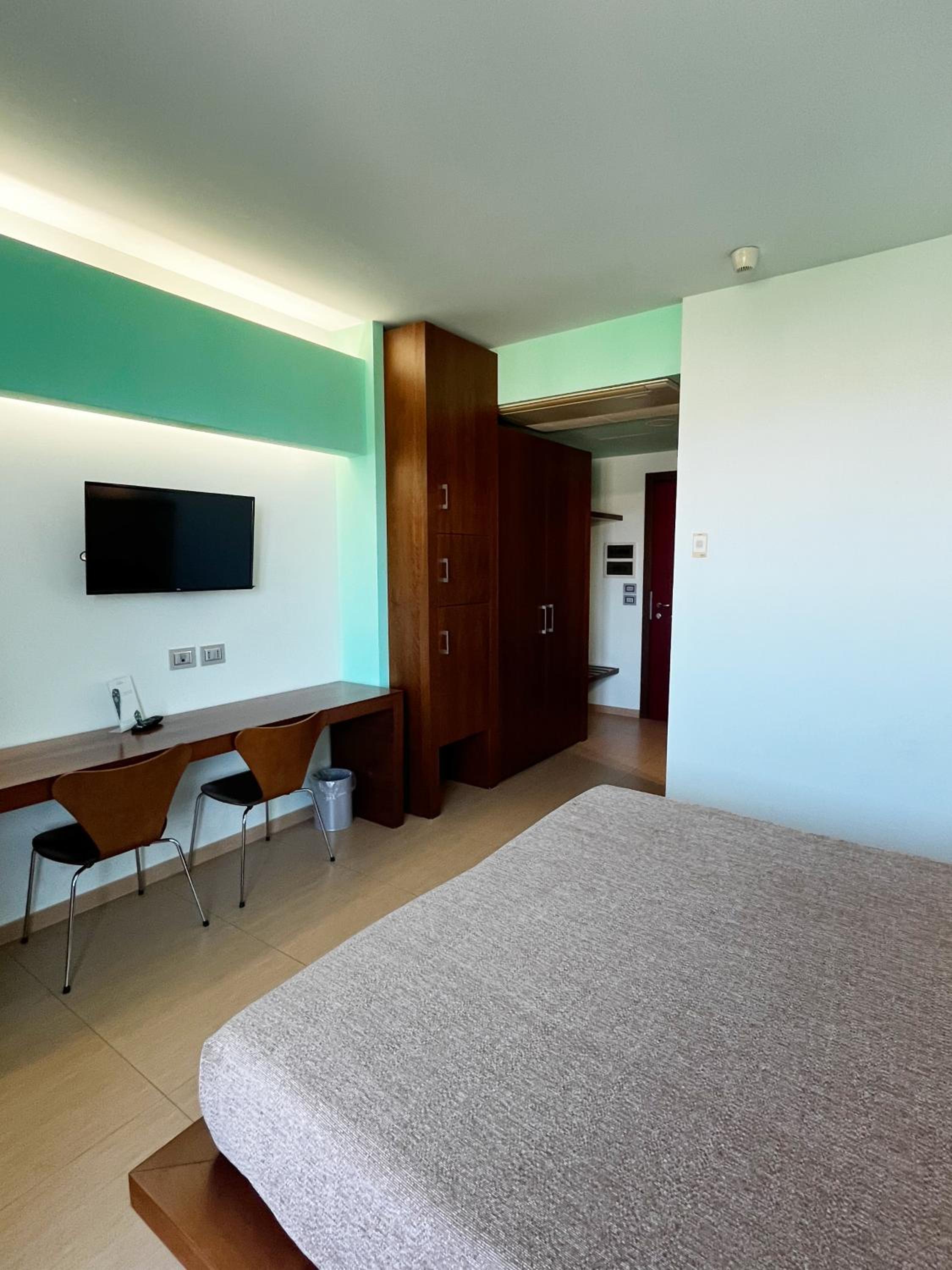 Deluxe Double Room with Castle View - Photo 21