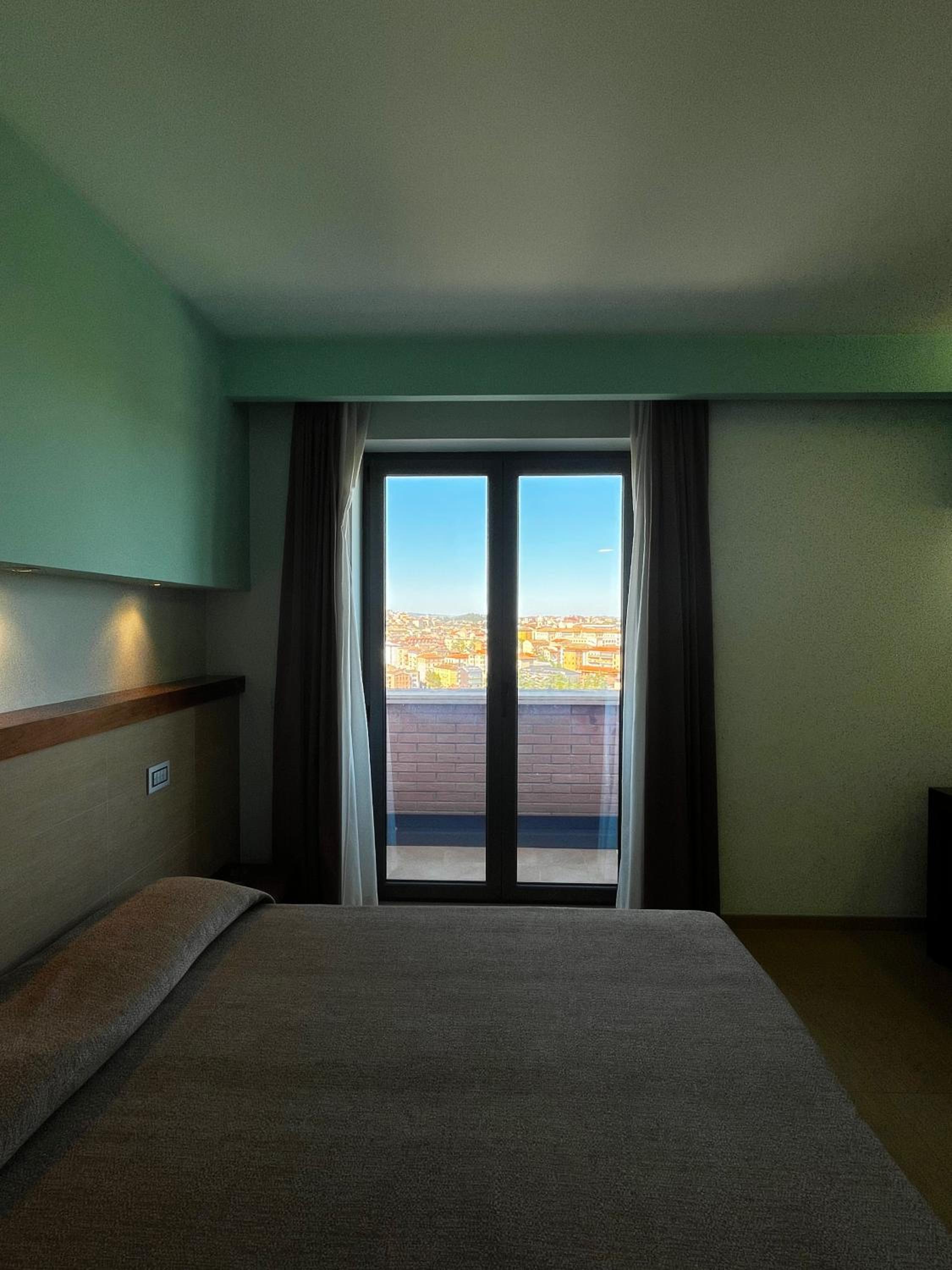 Deluxe Double Room with Castle View - Photo 19