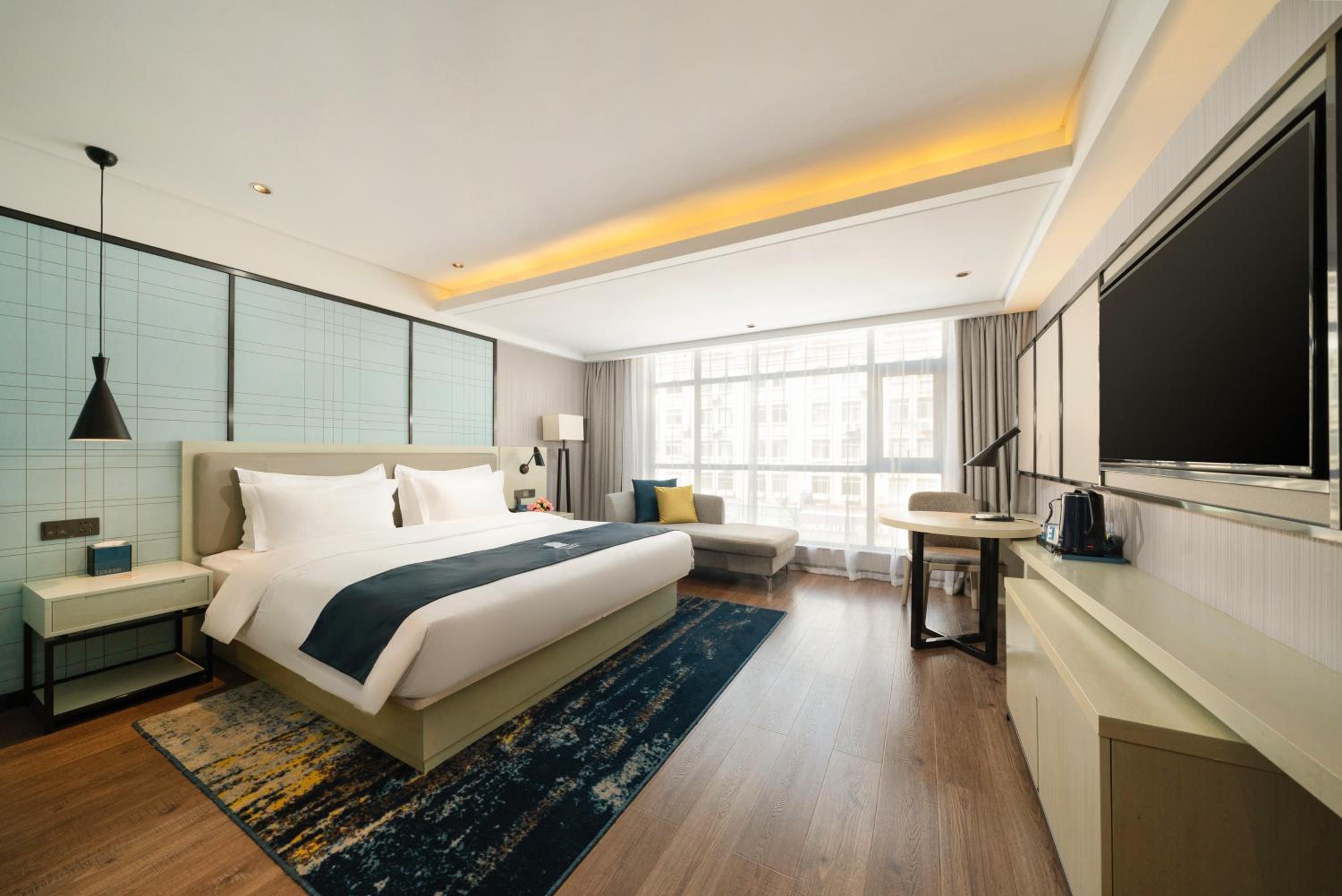 Deluxe Queen Room photo 1