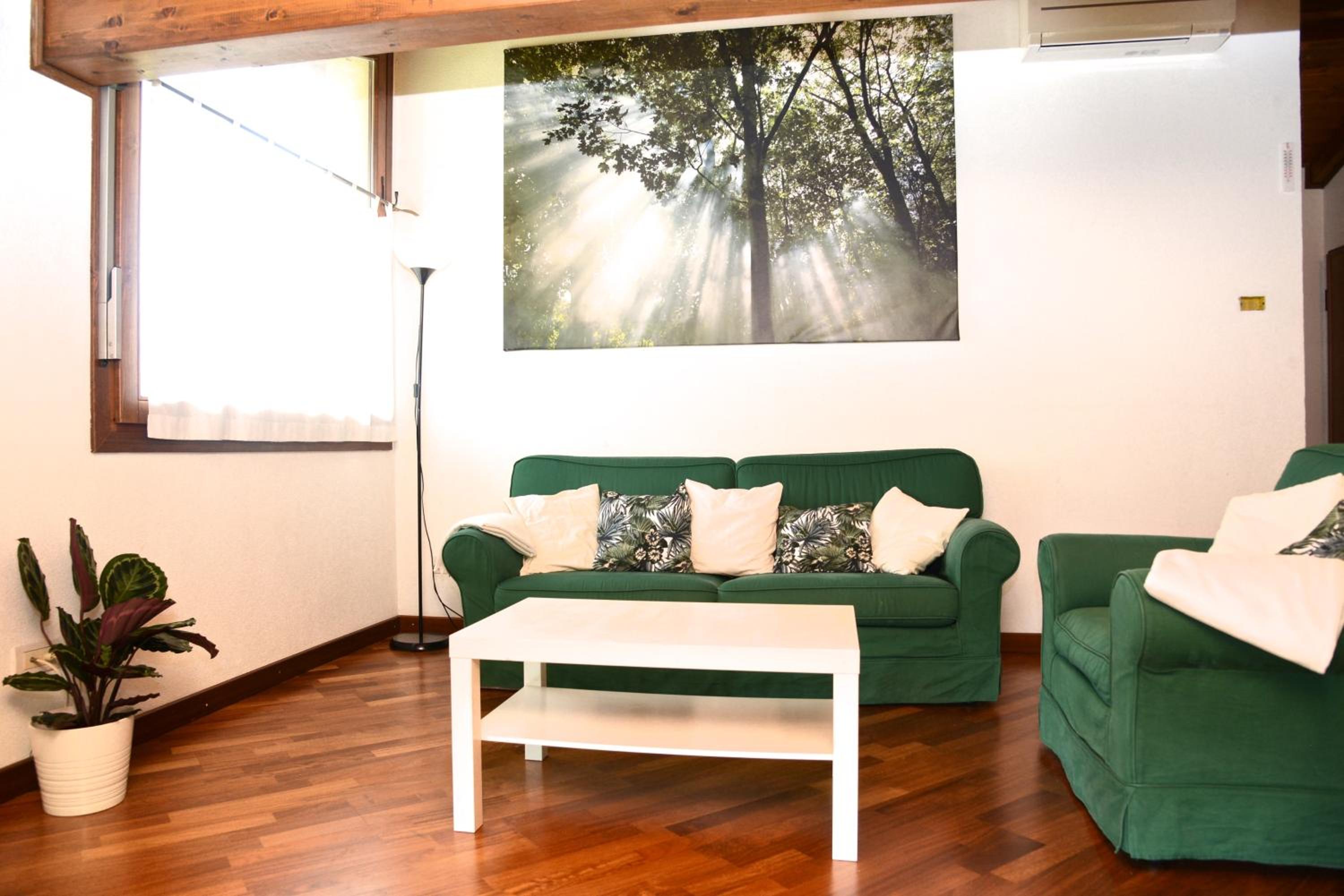 Two-Bedroom Apartment with Lake View