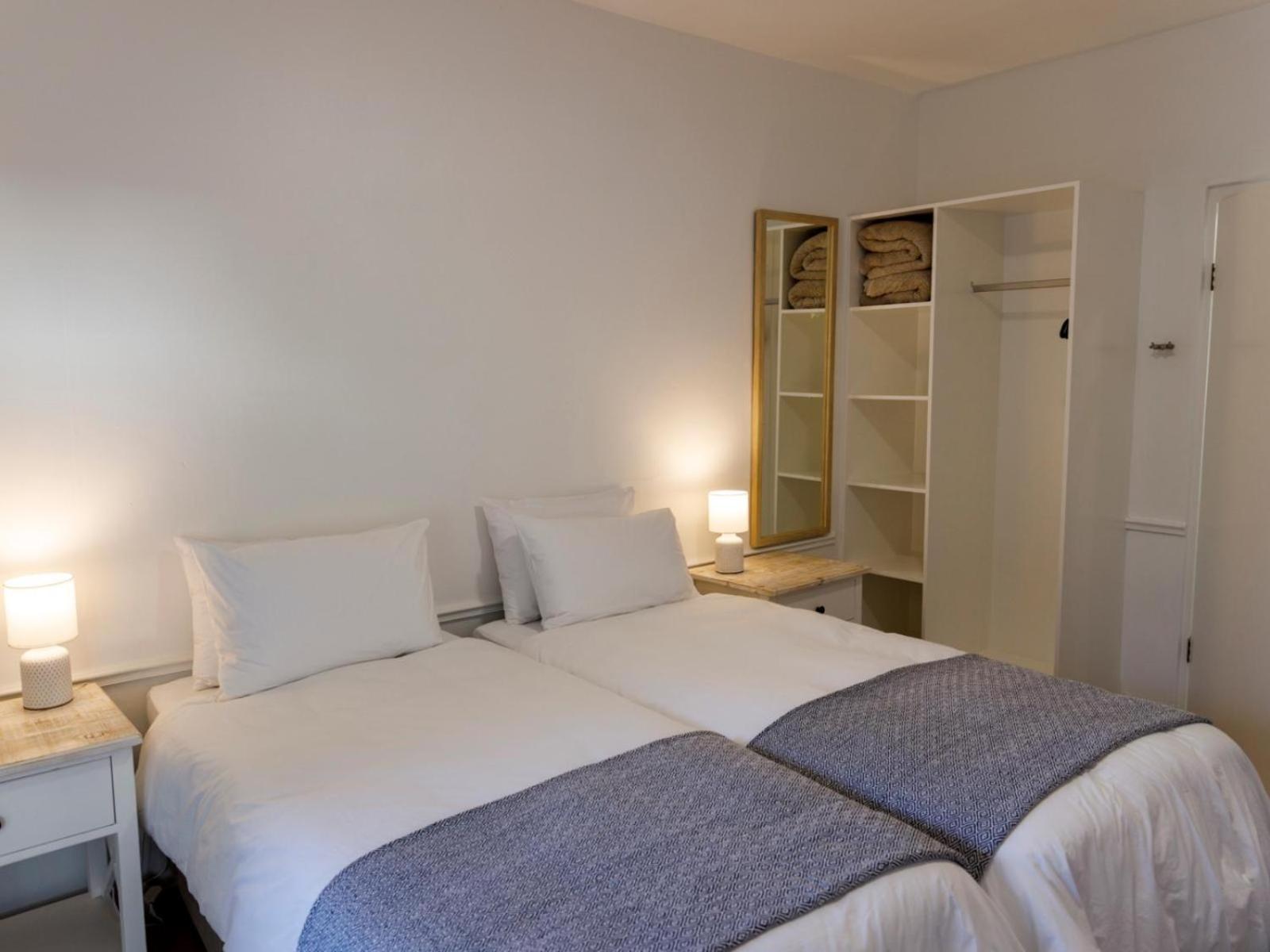 Standard Twin Room photo 3