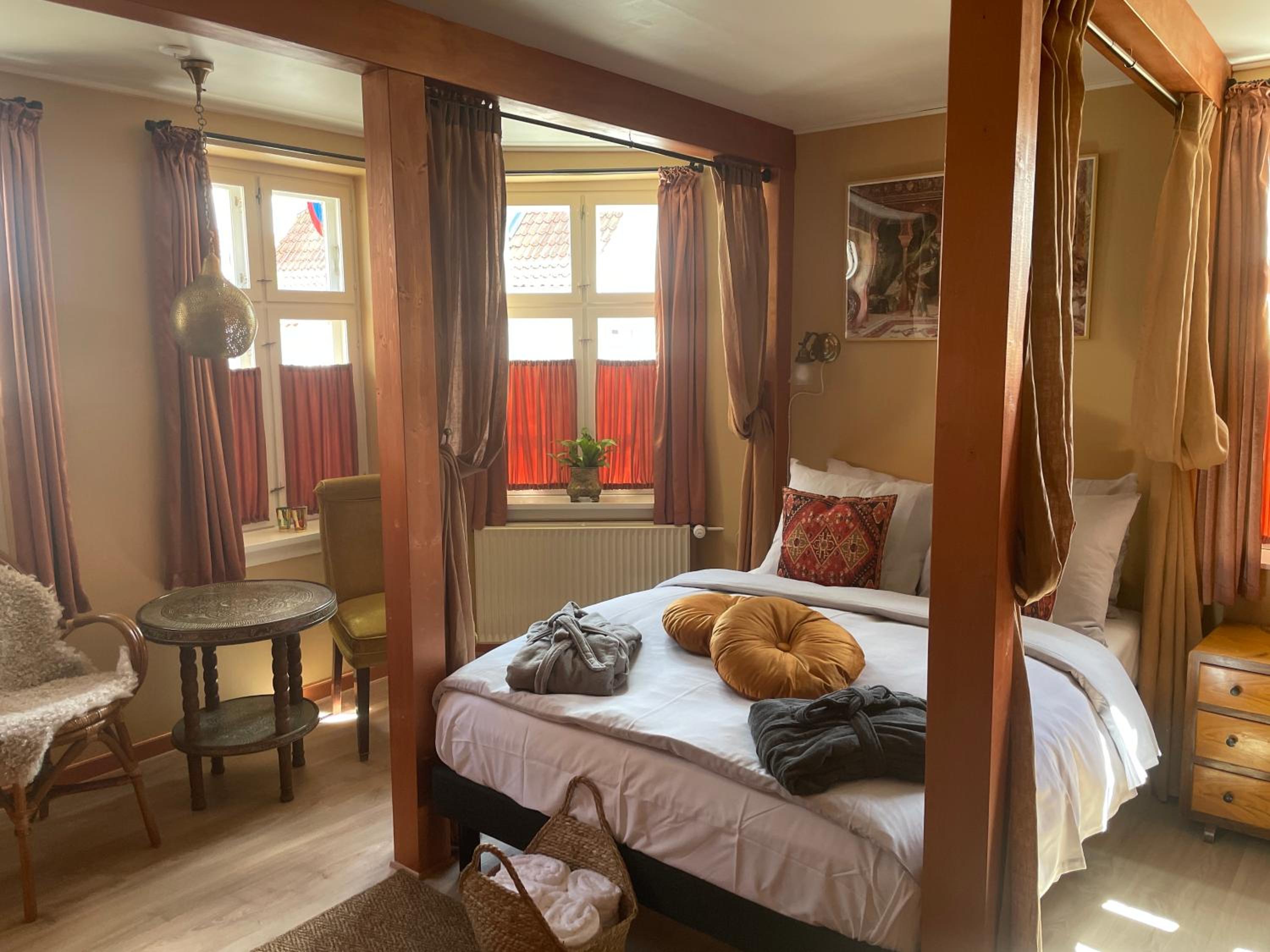 Deluxe Double or Twin Room photo 3