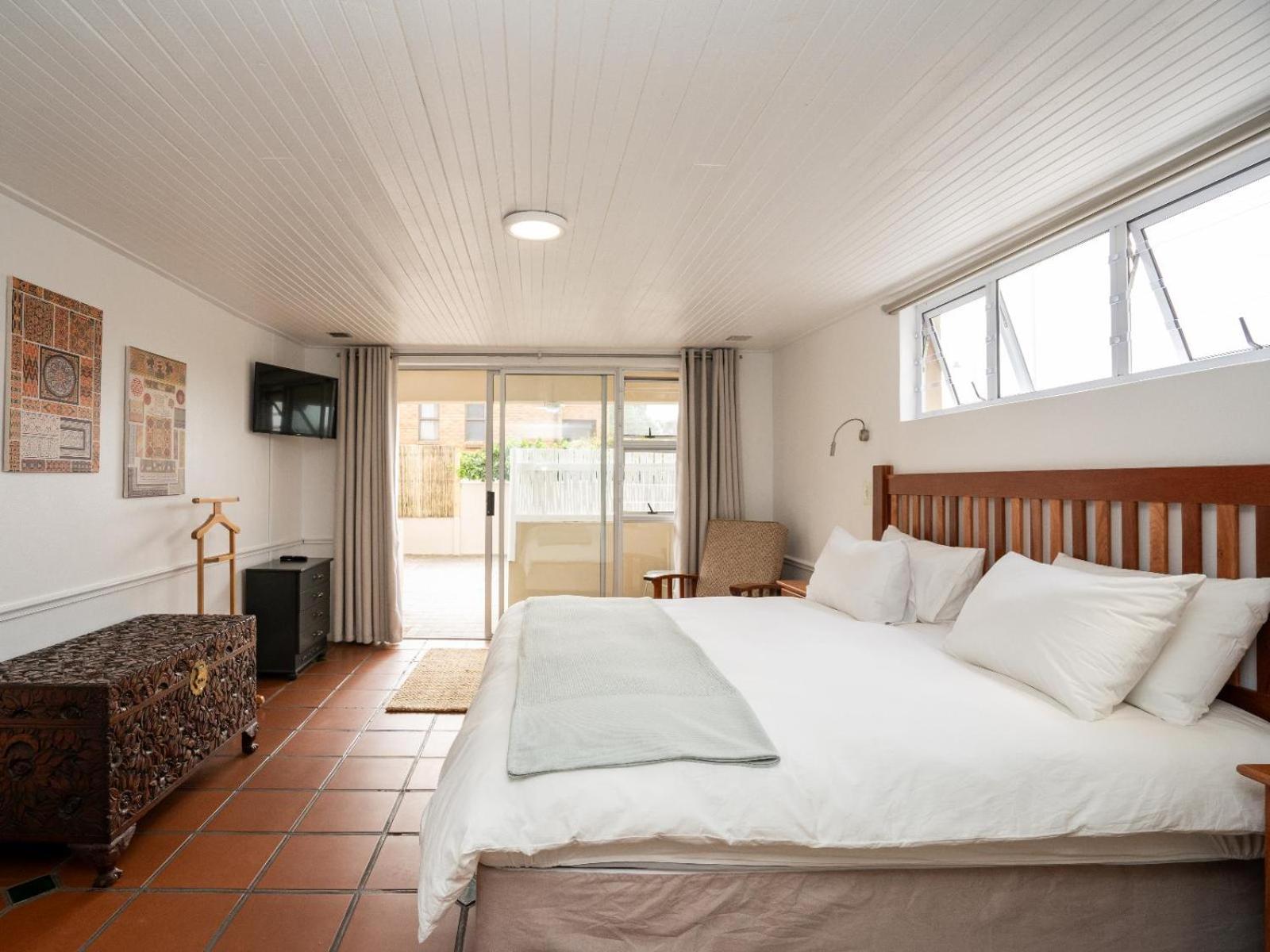 Deluxe King Room photo 2
