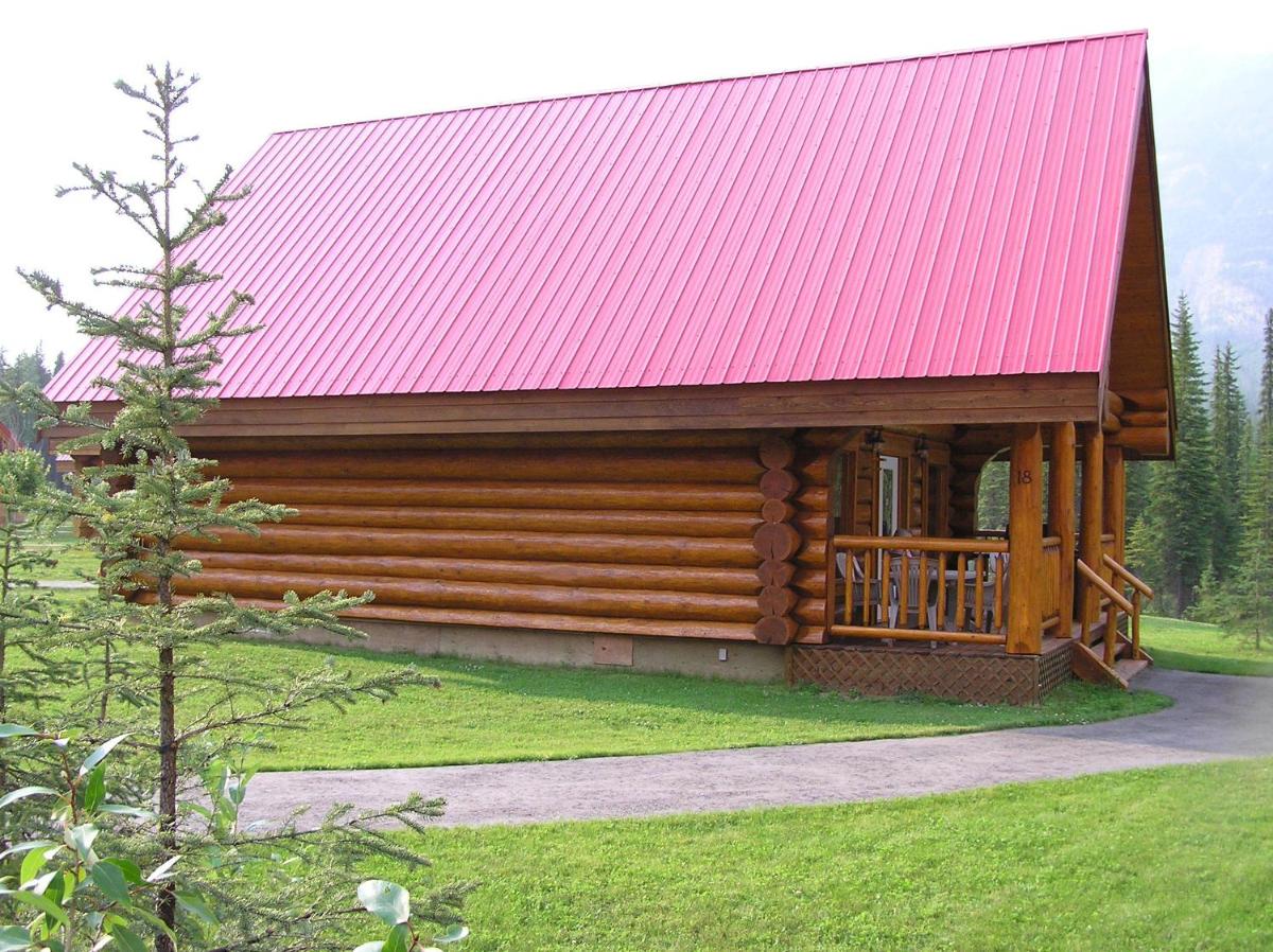 Two-Bedroom Chalet photo 1