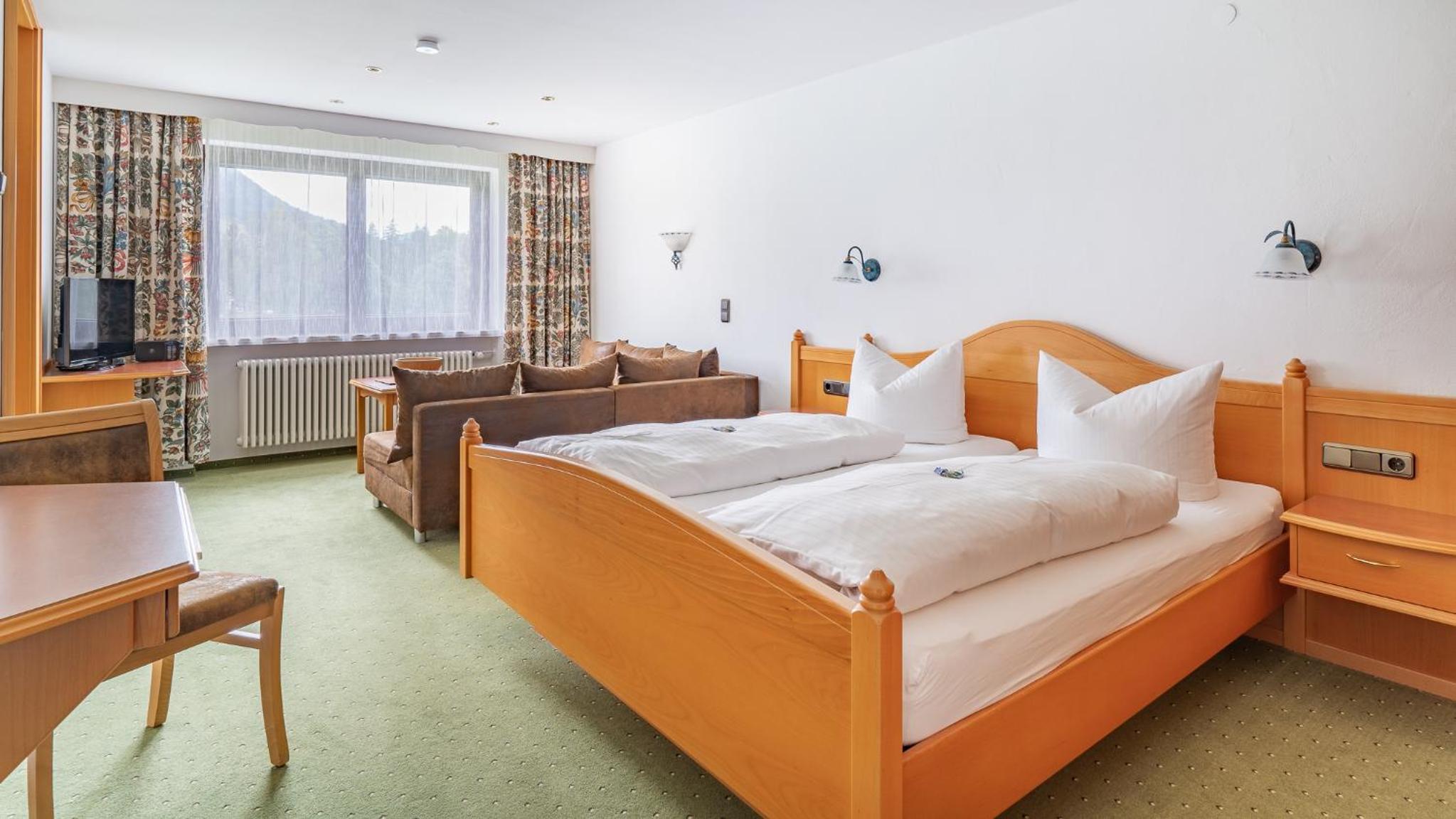 Deluxe Triple Room photo 1