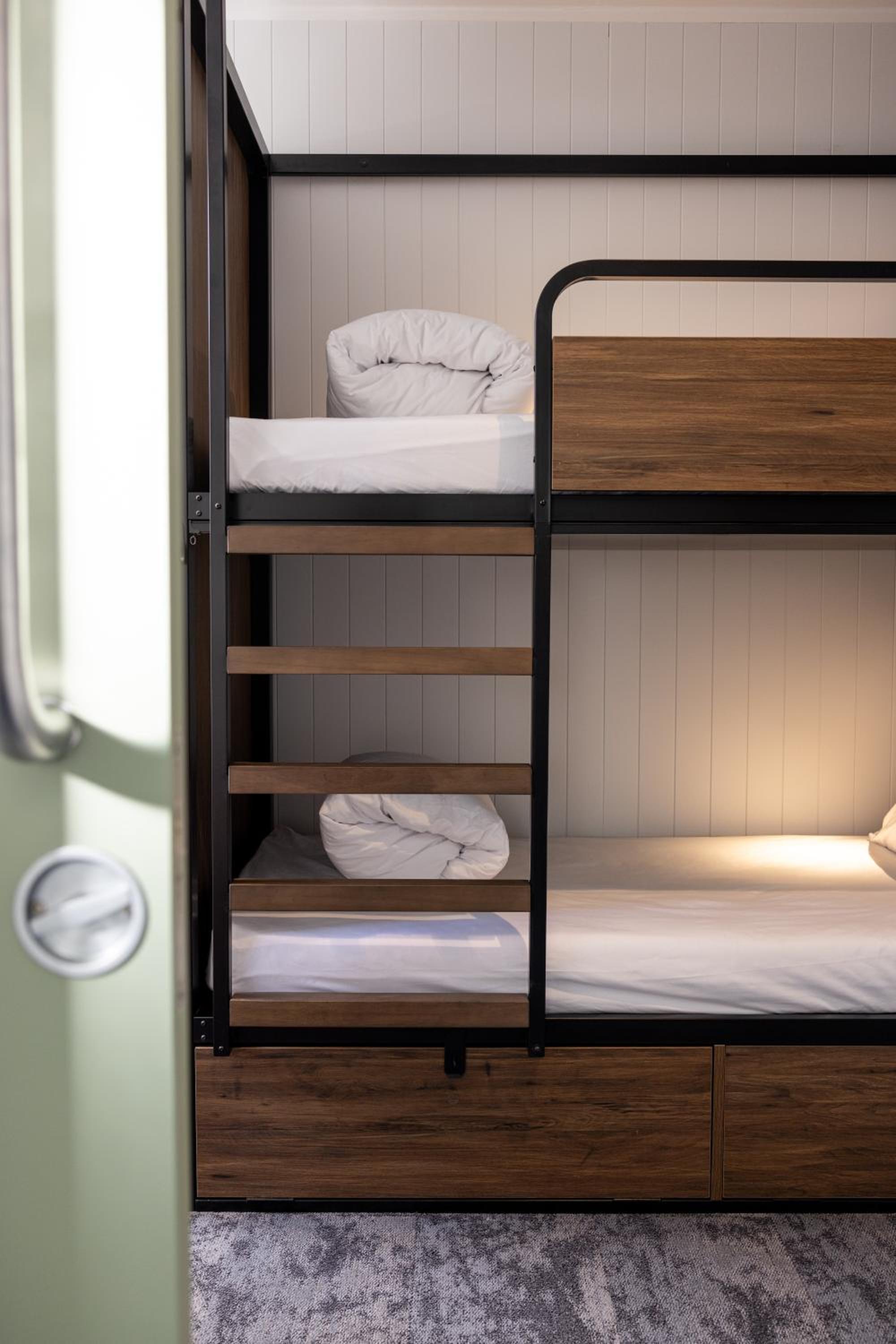 Single Bed in Mixed Dormitory Room
