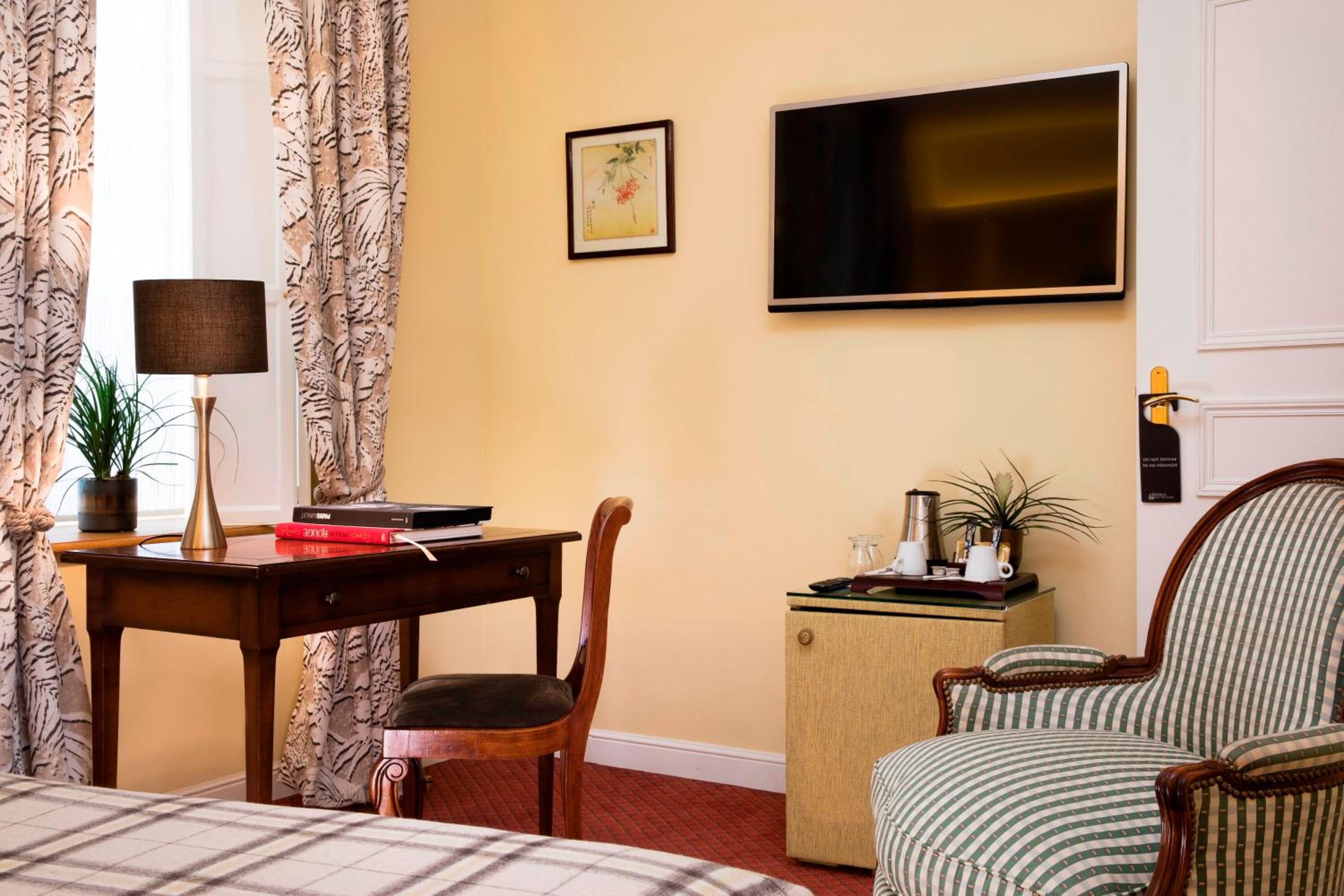 Double Room - Ground Floor photo 2