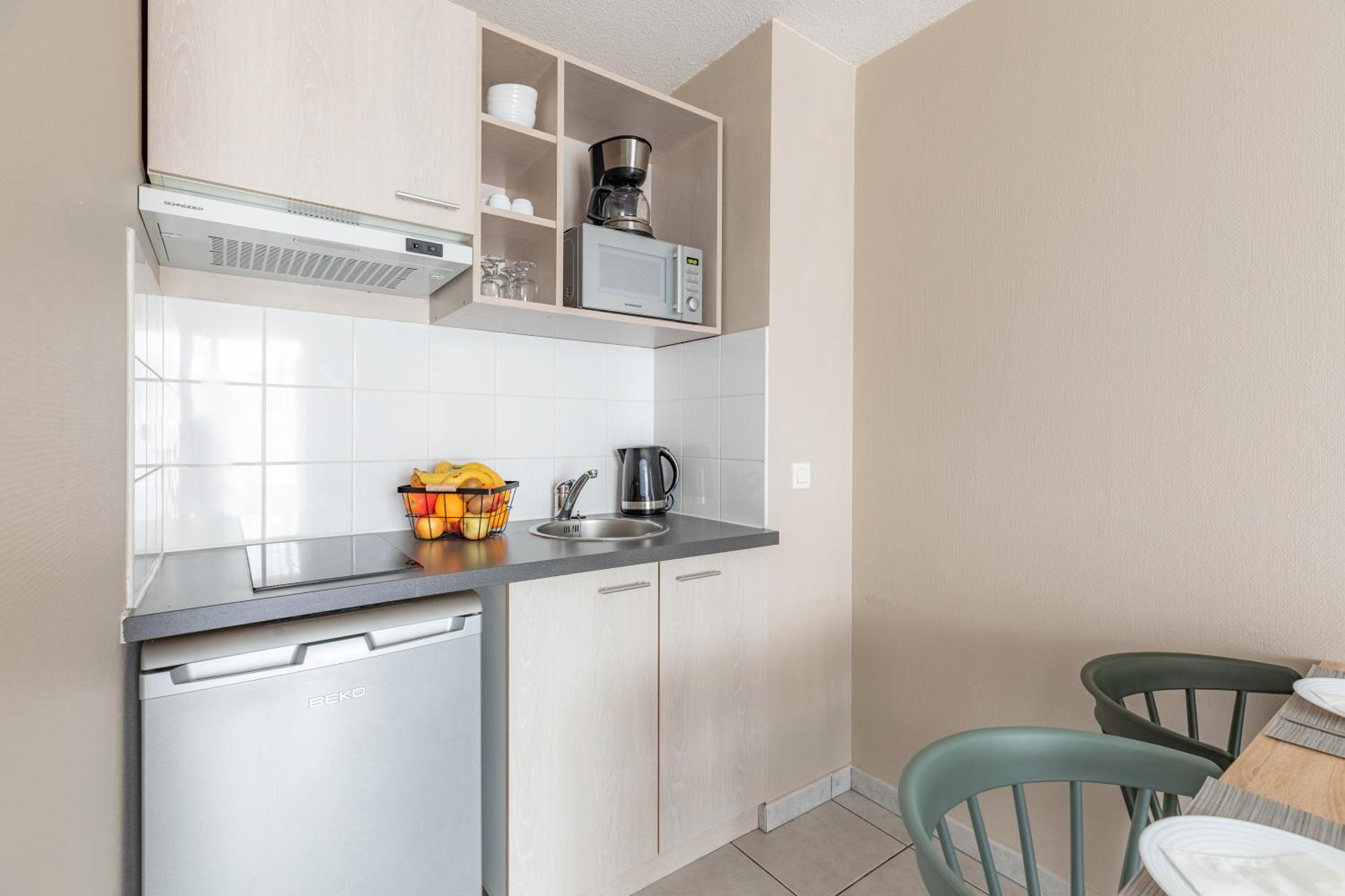 Apartment - Photo 4