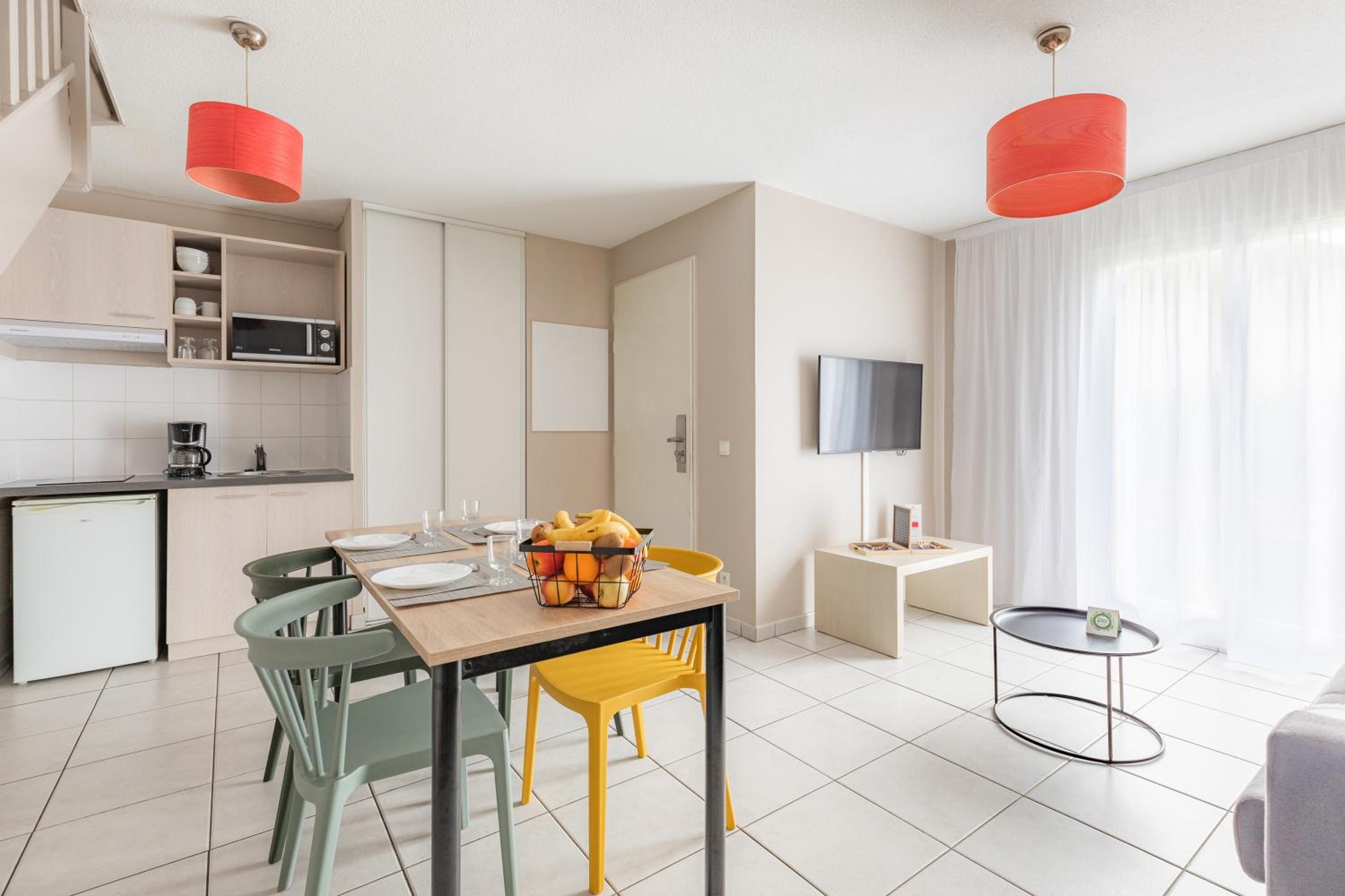 Duplex Apartment - Photo 5