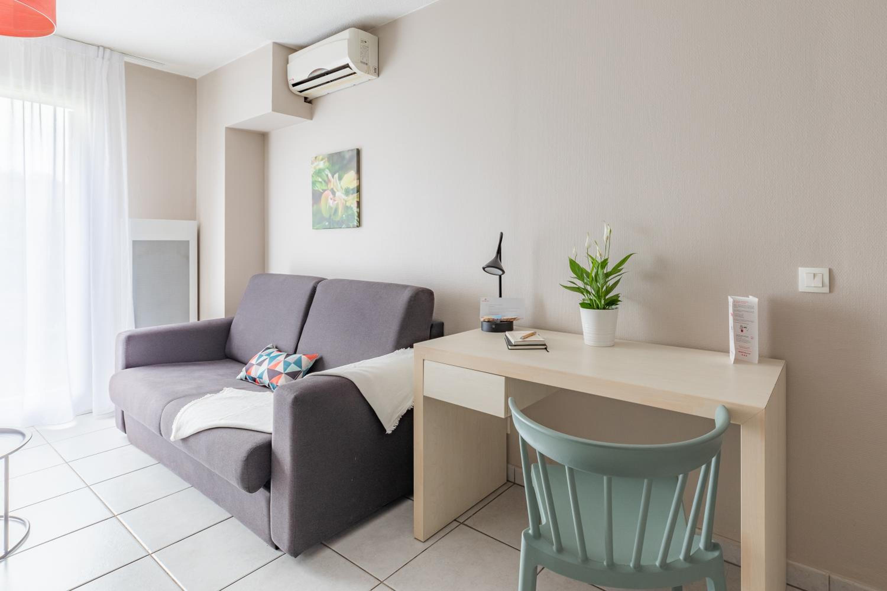 Duplex Apartment - Photo 6