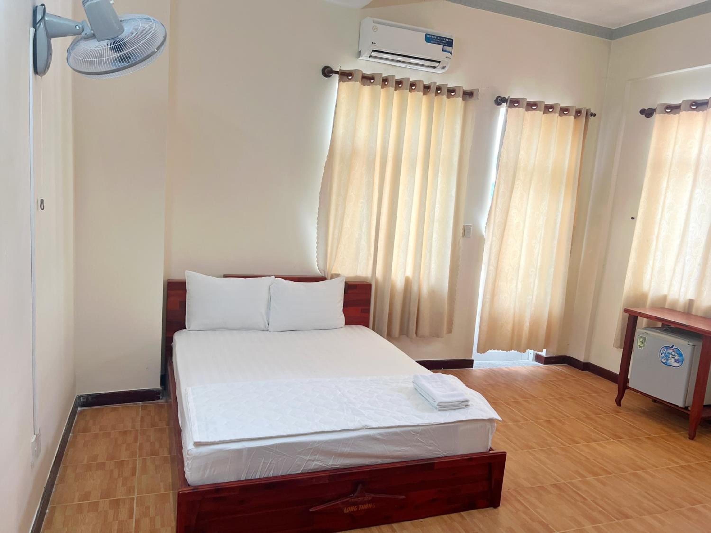 Double Room - Photo 14