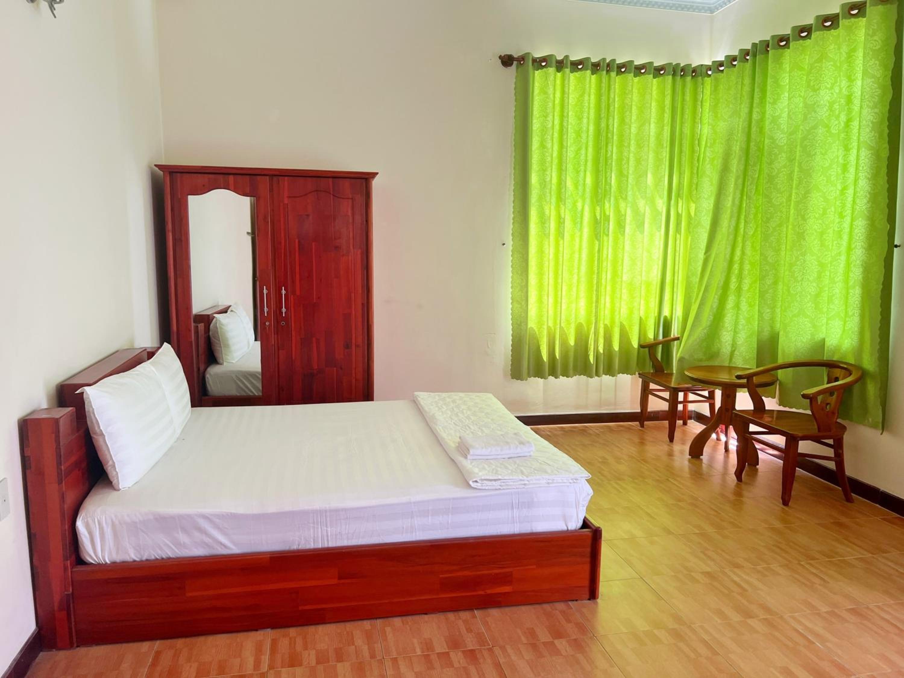 Double Room - Photo 4