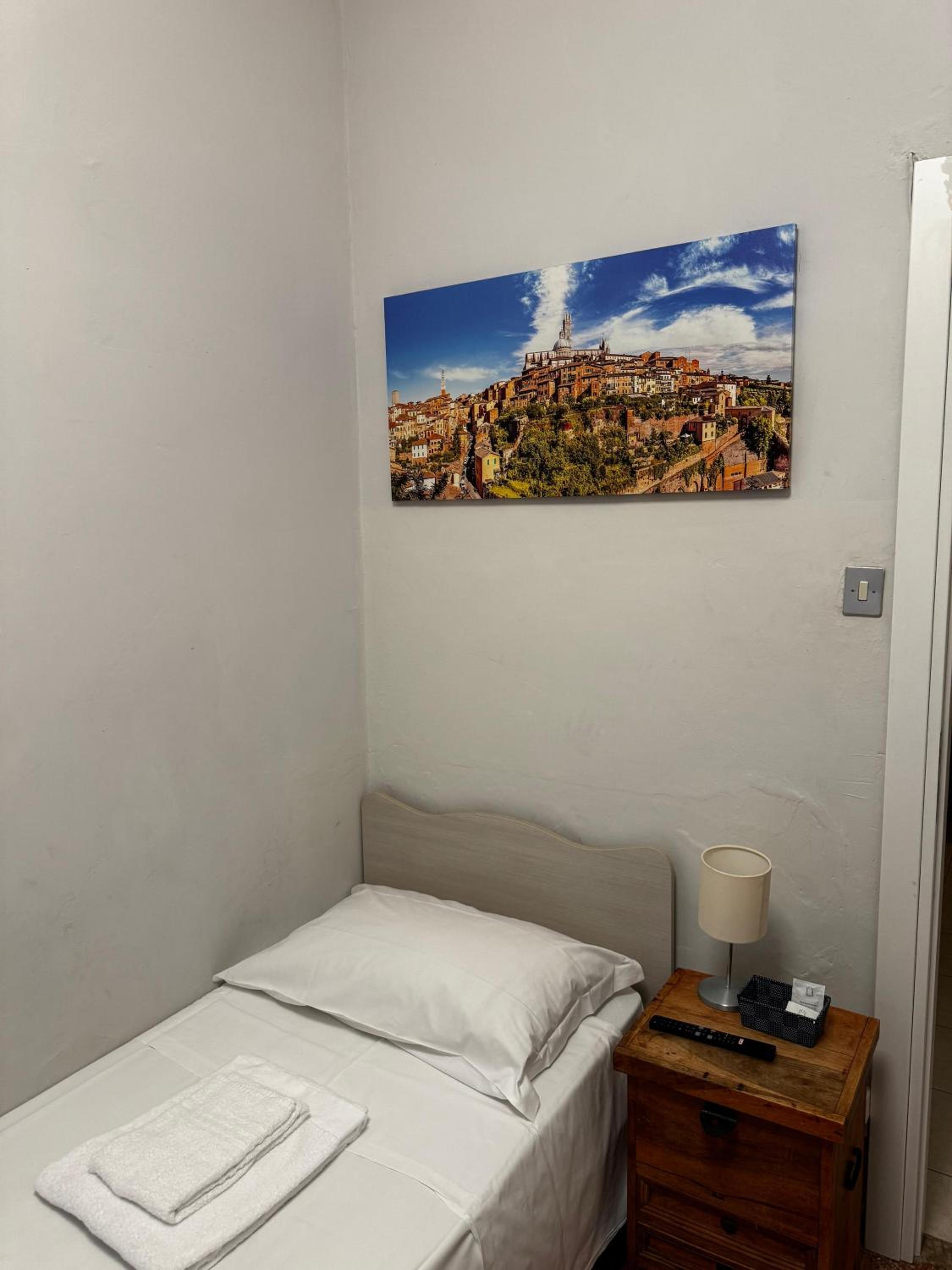 Single Room With Shared Bathroom