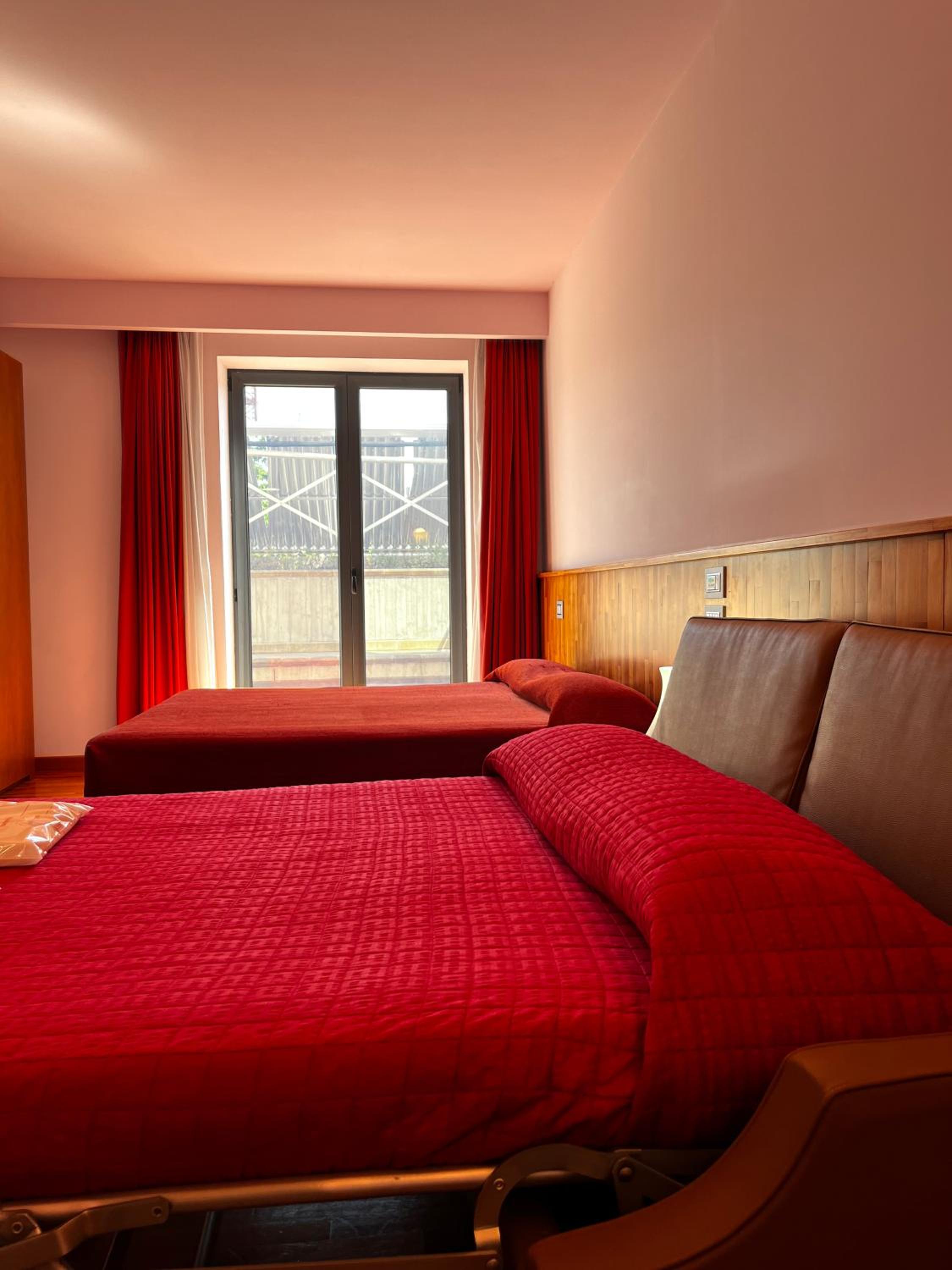 Suite - Photo 8