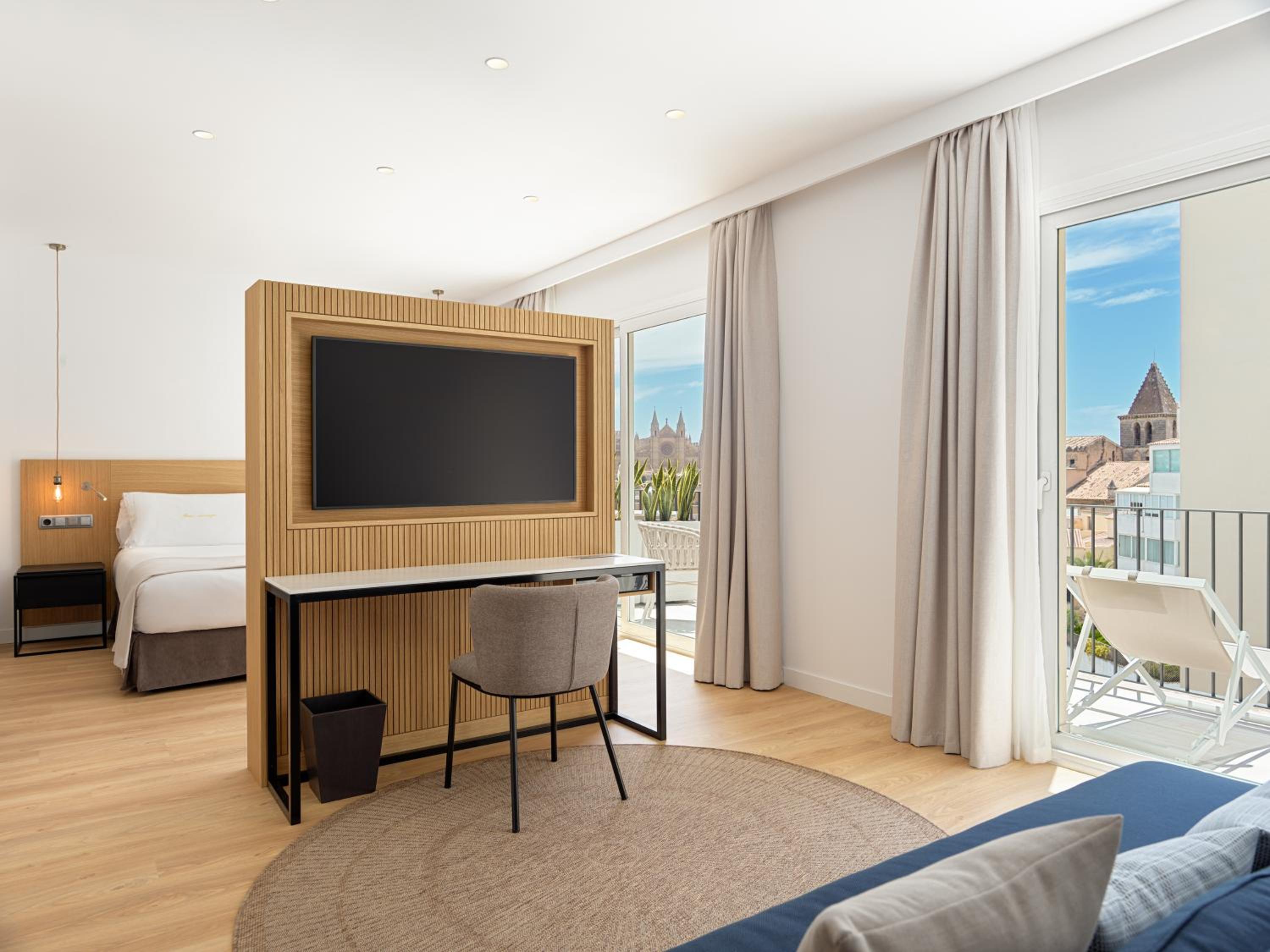 Cathedral Suite