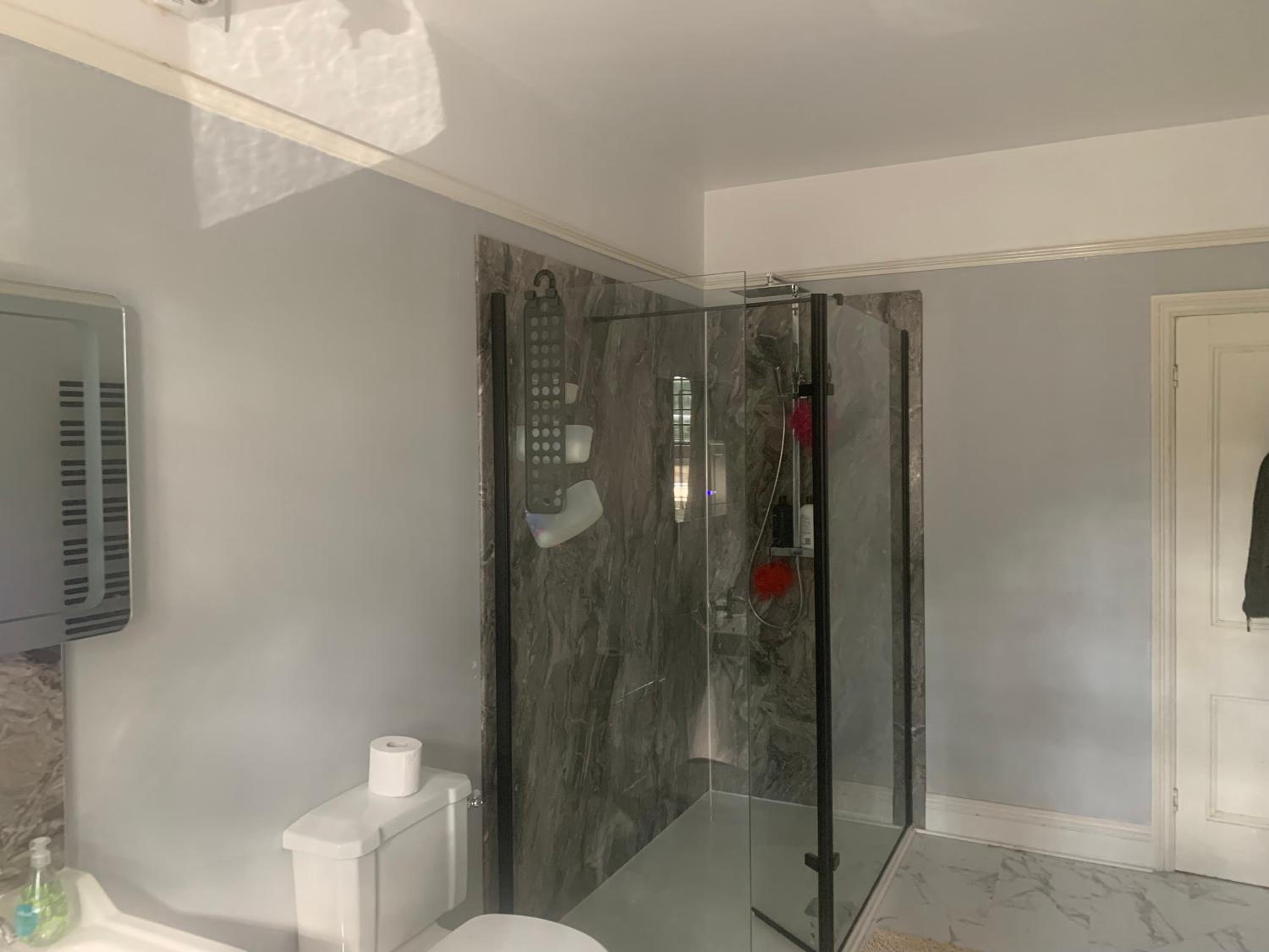 Double Room with Shared Bathroom photo 3
