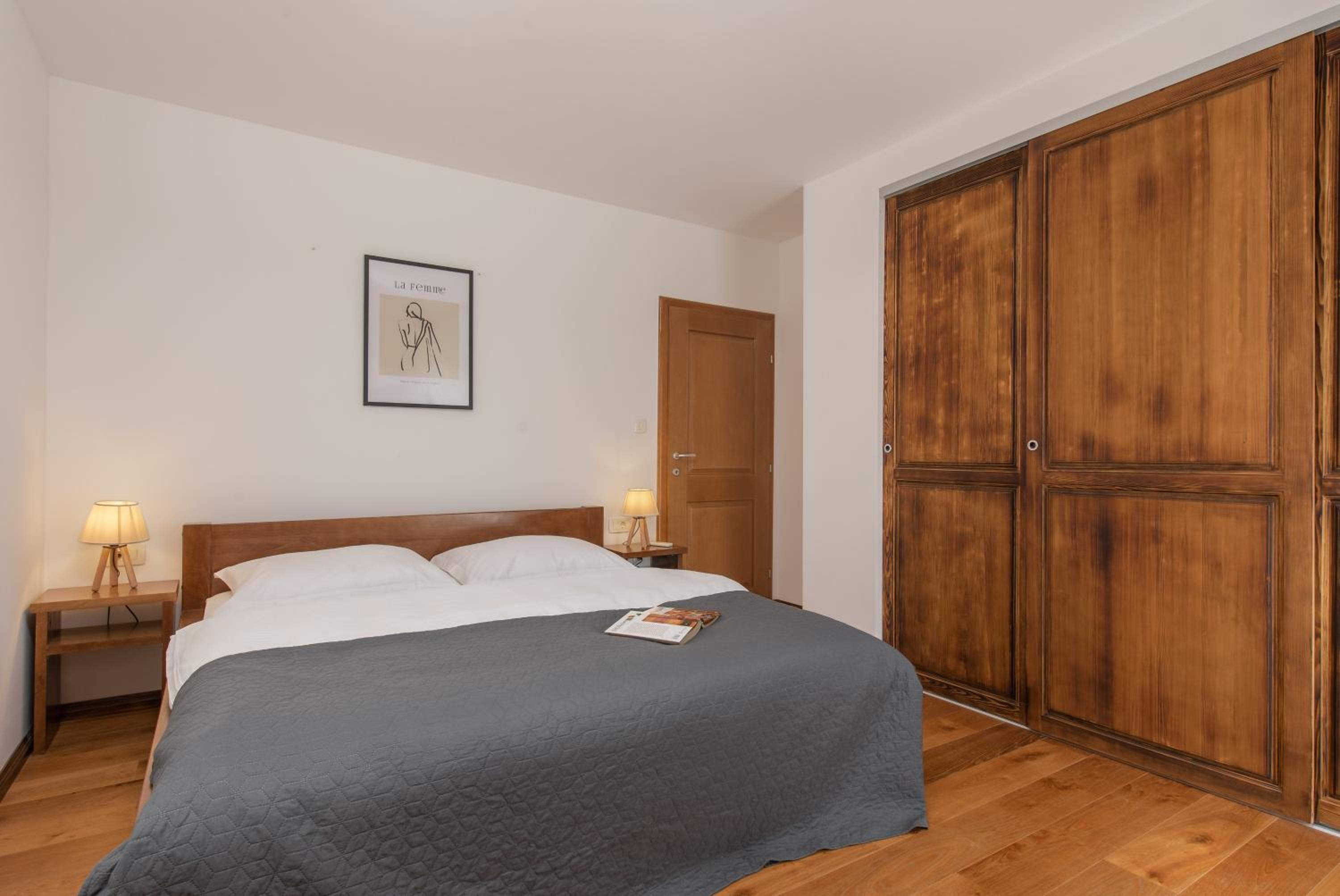 Three-Bedroom House photo 1