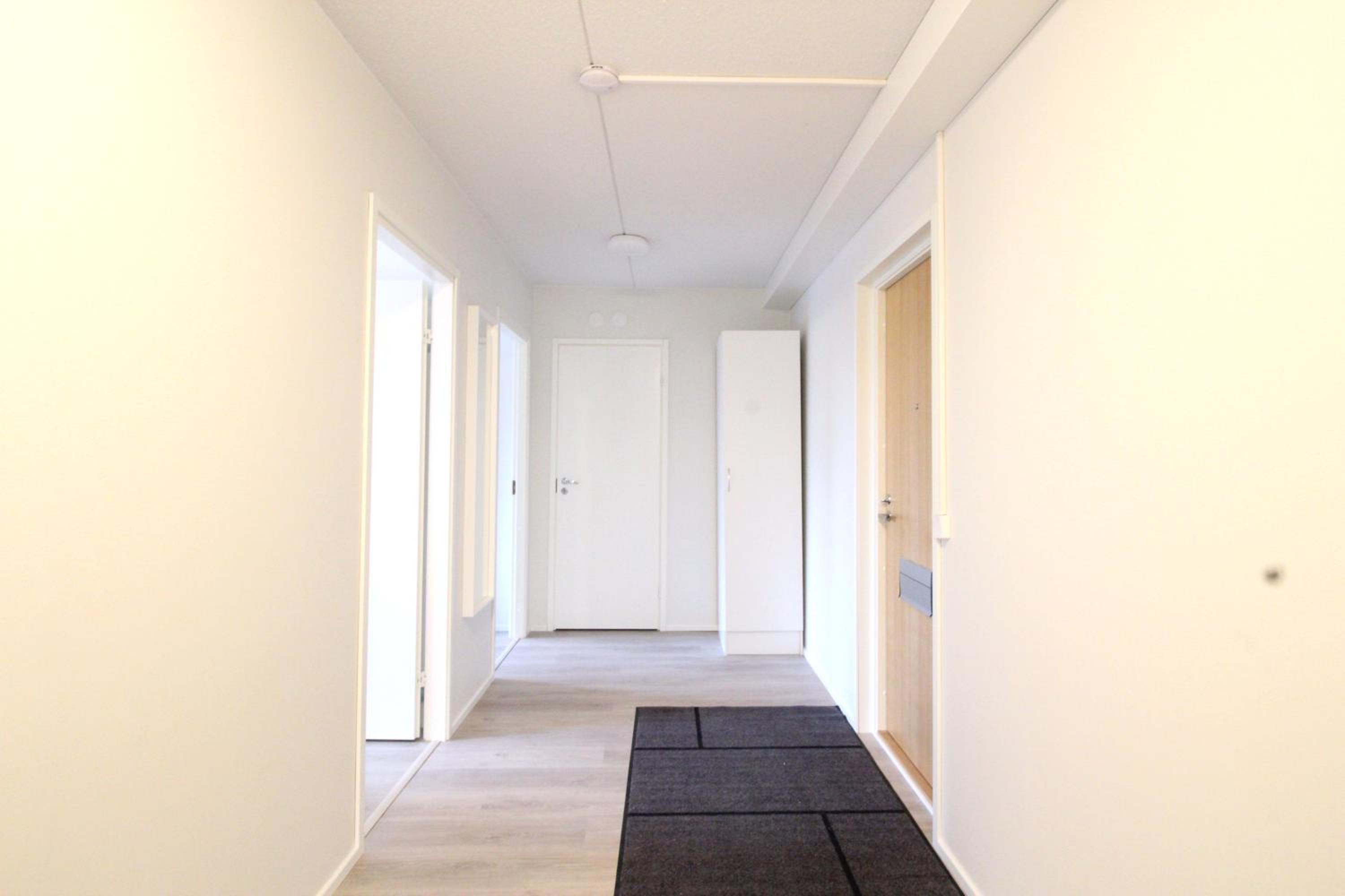 Two-Bedroom Apartment photo 2